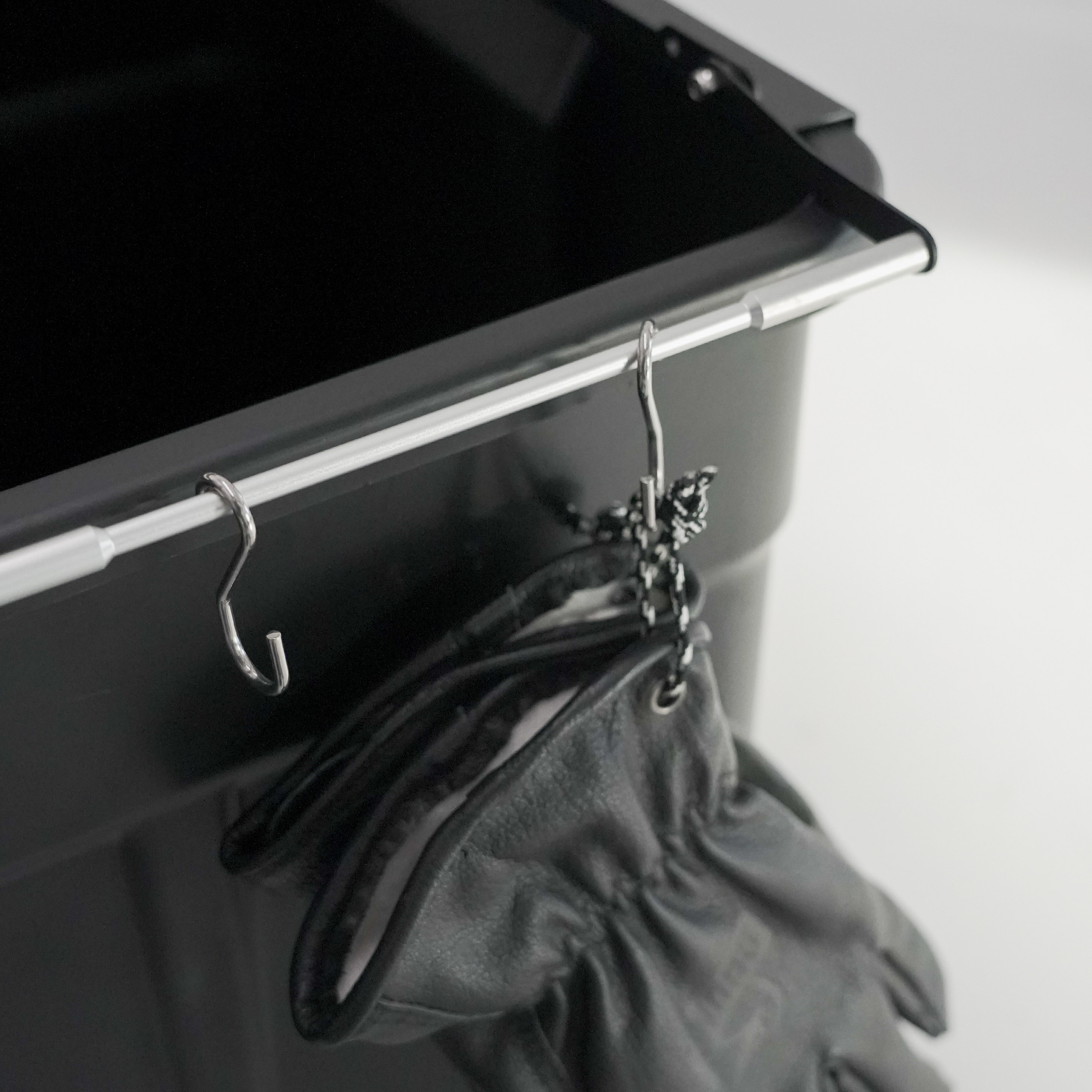 The FreeUp Cover Hanger