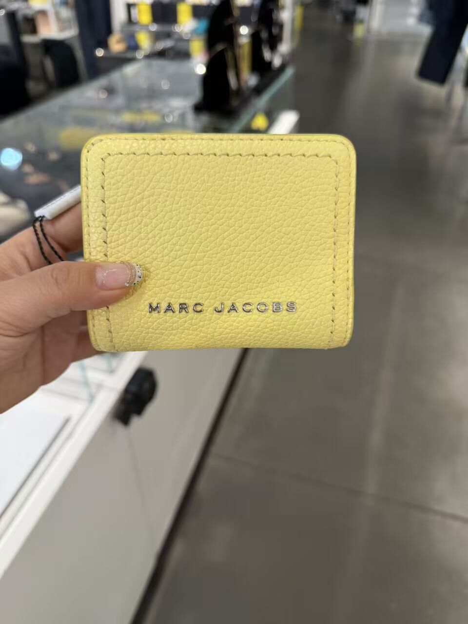 【直播】Marc Jacobs LX062653 短銀包(檸檬黃)