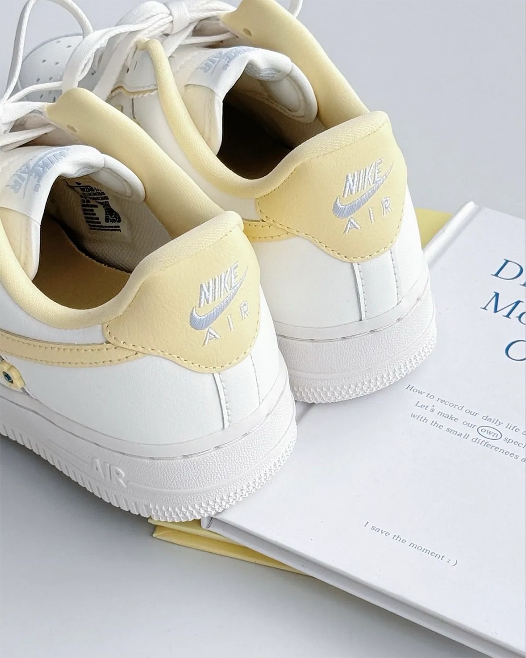 NIKE AIR FORCE 1'07 LX AF1 檸檬 小雛菊 小花 女鞋 IW2348170