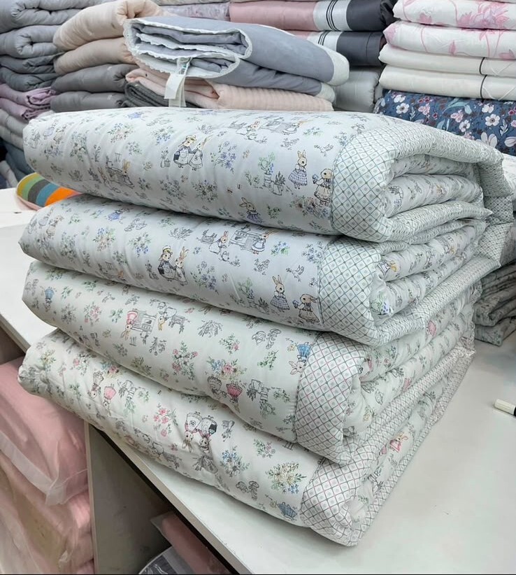 O97  天絲四季被 S Size: 160x210 $499 / Q size: 200x230 $599 枕頭袋$109/1個 $199/2個 made in korea