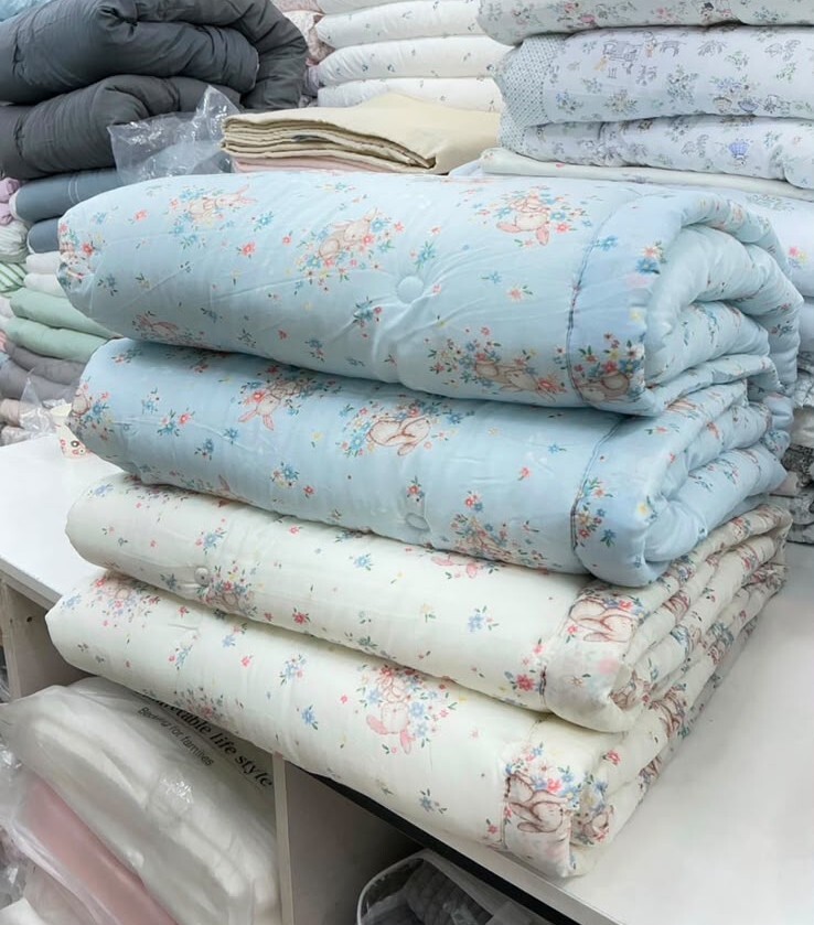 O100 100%天絲四季被  S Size: 160x210 $560 / Q size: 200x230 $660 枕頭袋$109/1個 $199/2個 made in korea