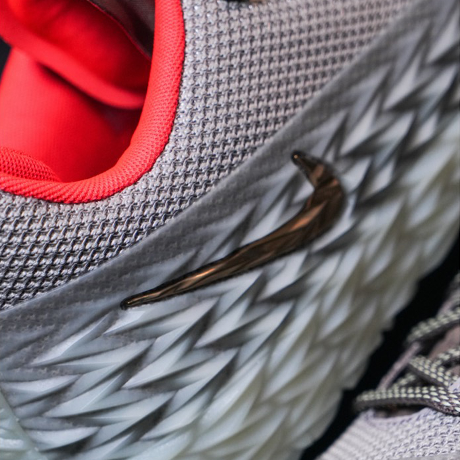 NIKE S.T. CHARGE EP "College Grey" 泥灰 卡其灰 撞色橘紅 3D浮雕 冰晶底 實戰籃球鞋 IO8062-001