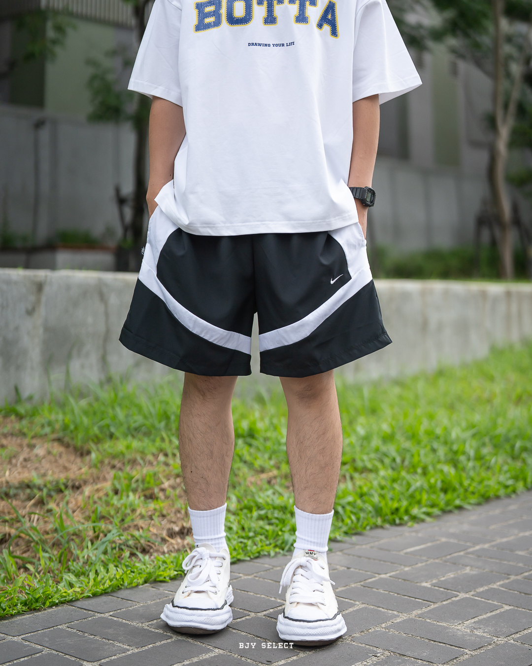 #現貨 NIKE DRI-FIT 拼接配色 運動短褲 HJ6352-010 黑白