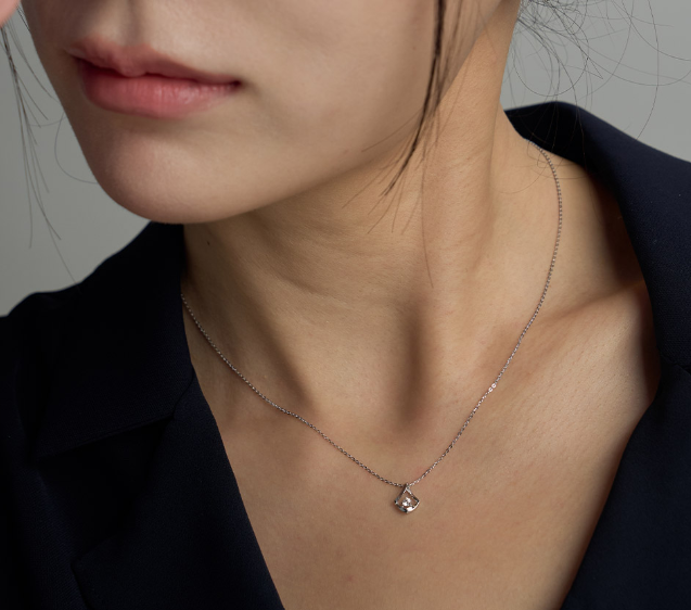BS041 LLOYD Blooming 水滴形 0.06ct 培育鑽 10K 頸鍊 Blooming Layer Diamond 10K Necklace