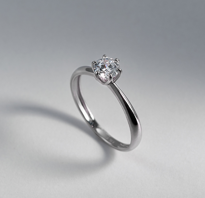 BS032 LLOYD 經典 6爪 0.5ct 培育鑽 14K 戒指 Signature 6-Prong Solitaire 0.5ct Diamond 14K Ring