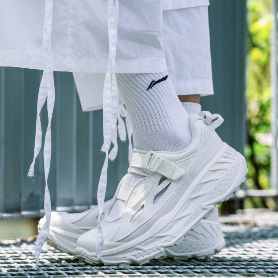 HOKA STINSON BREEZE 全白 涼鞋 越野跑鞋 休閒 1174450-FGRT