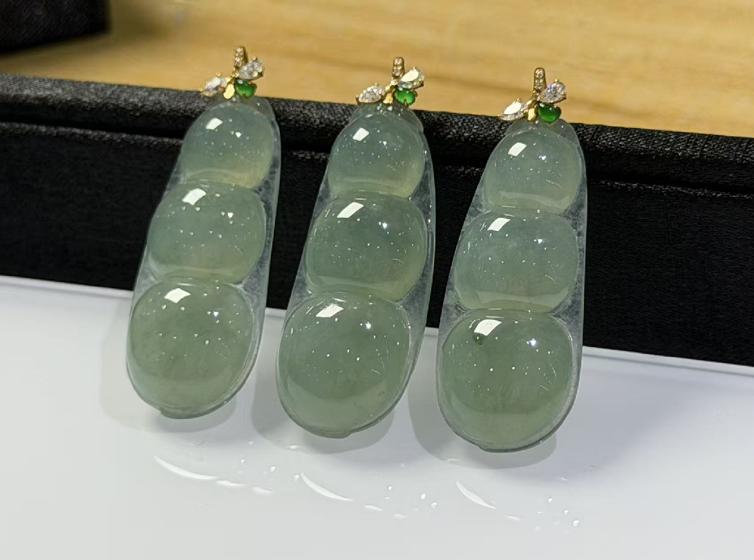 UB65 高冰芙蓉綠翡翠豆子 (TT6675) **連證書