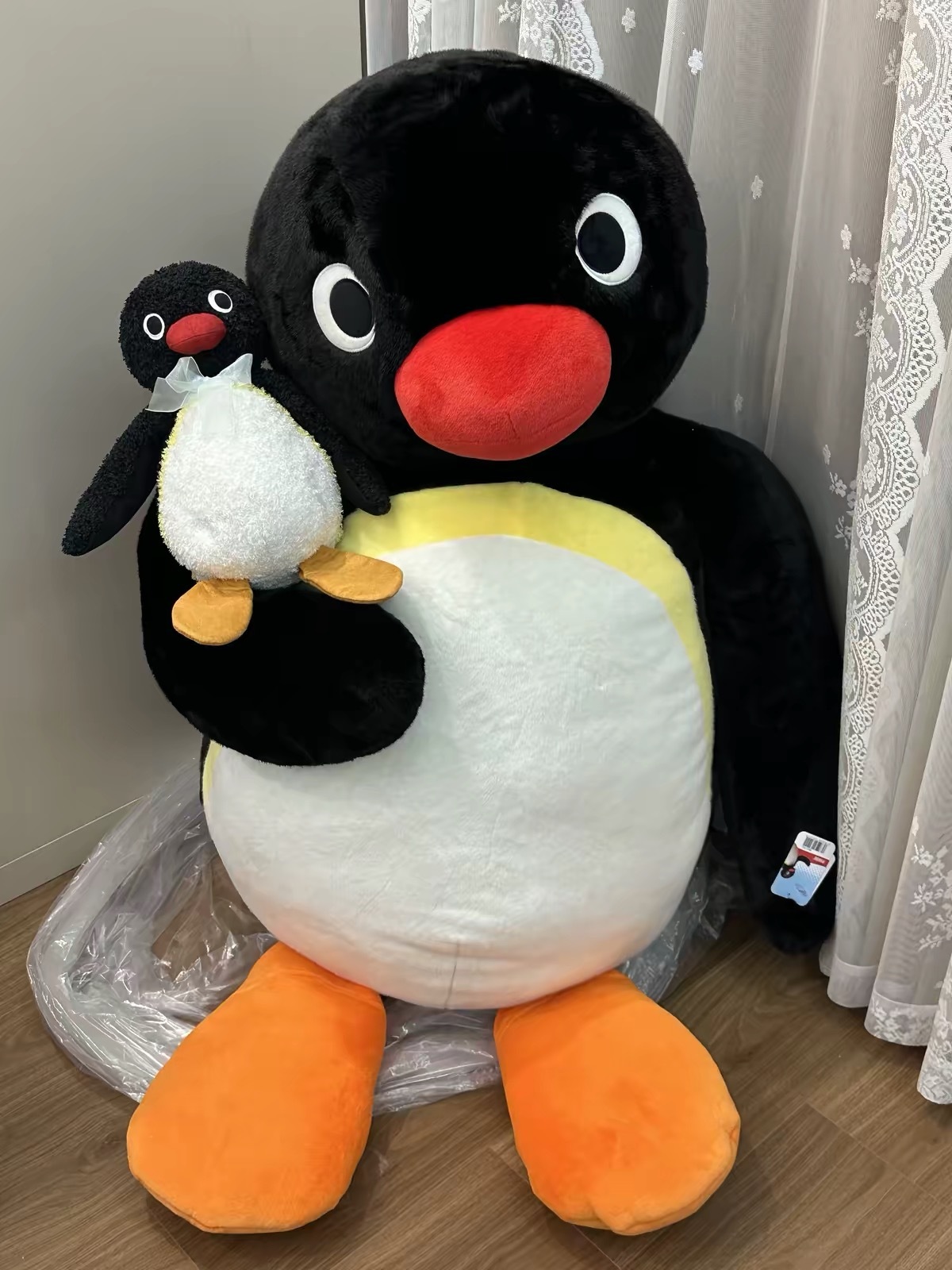 Pingu 巨大磁吸玩偶抱枕 108cm