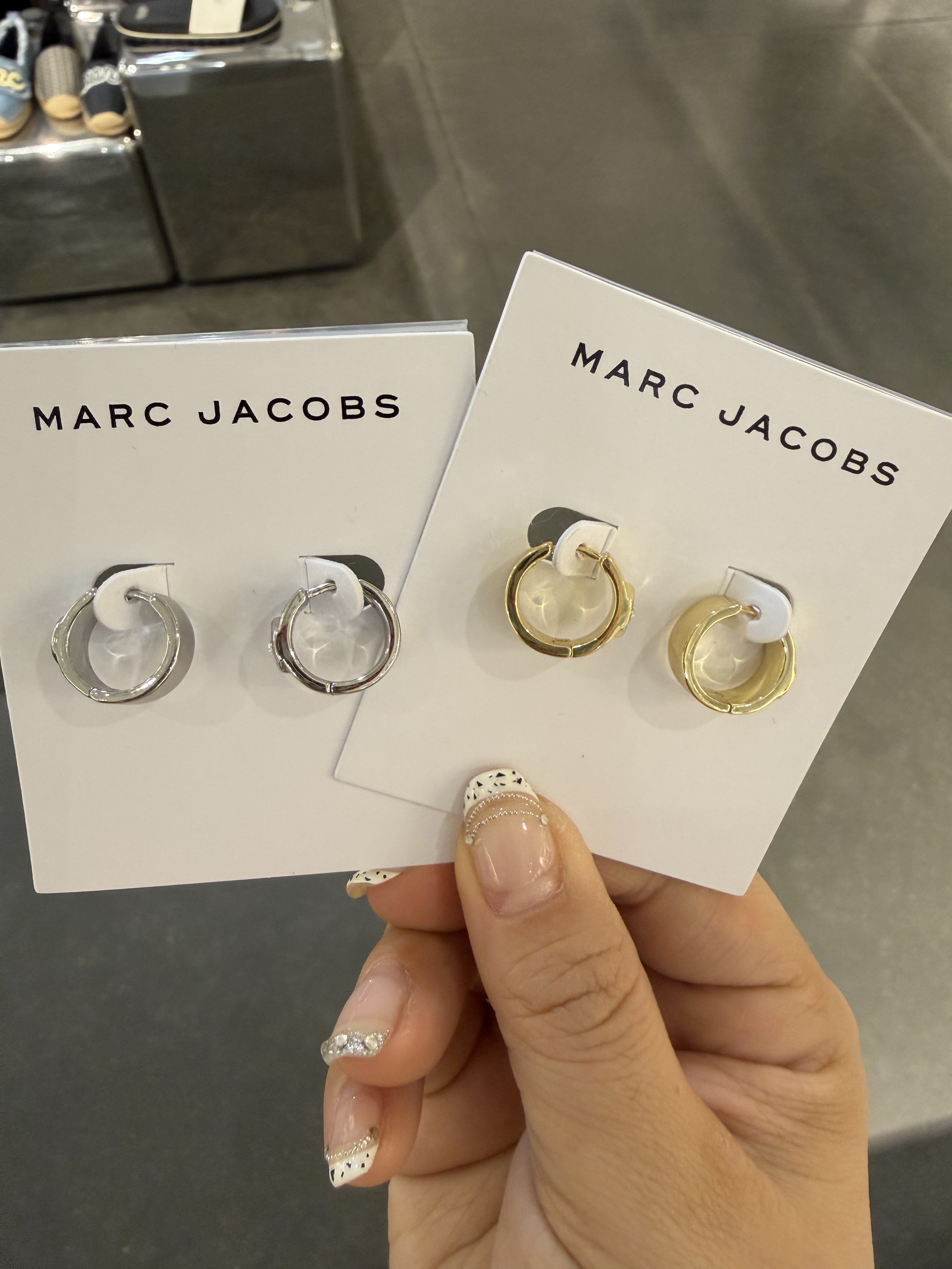 【直播】Marc Jacobs LX062677 圈環耳環