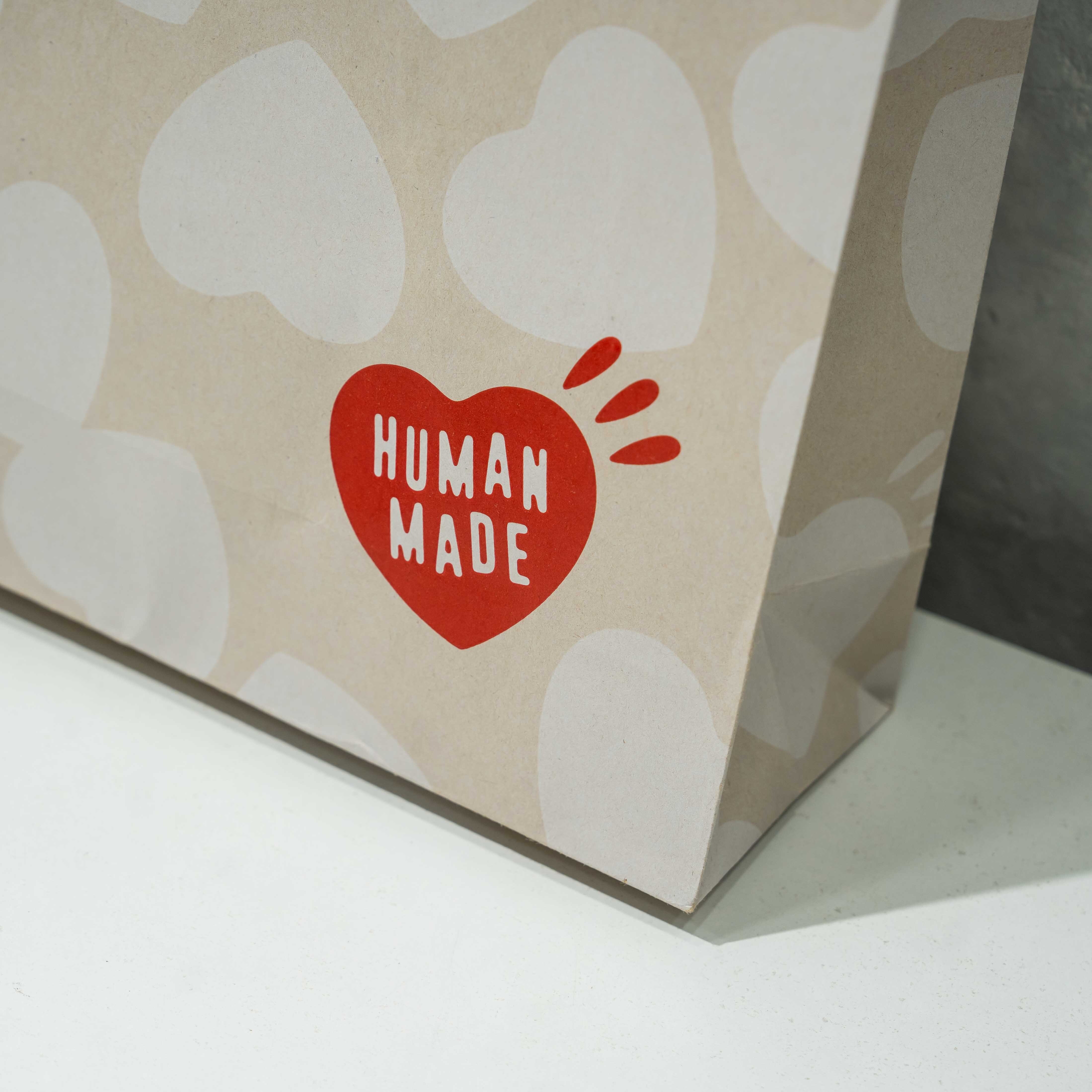 HUMAN MADE Logo 滿版愛心 紙袋 現貨