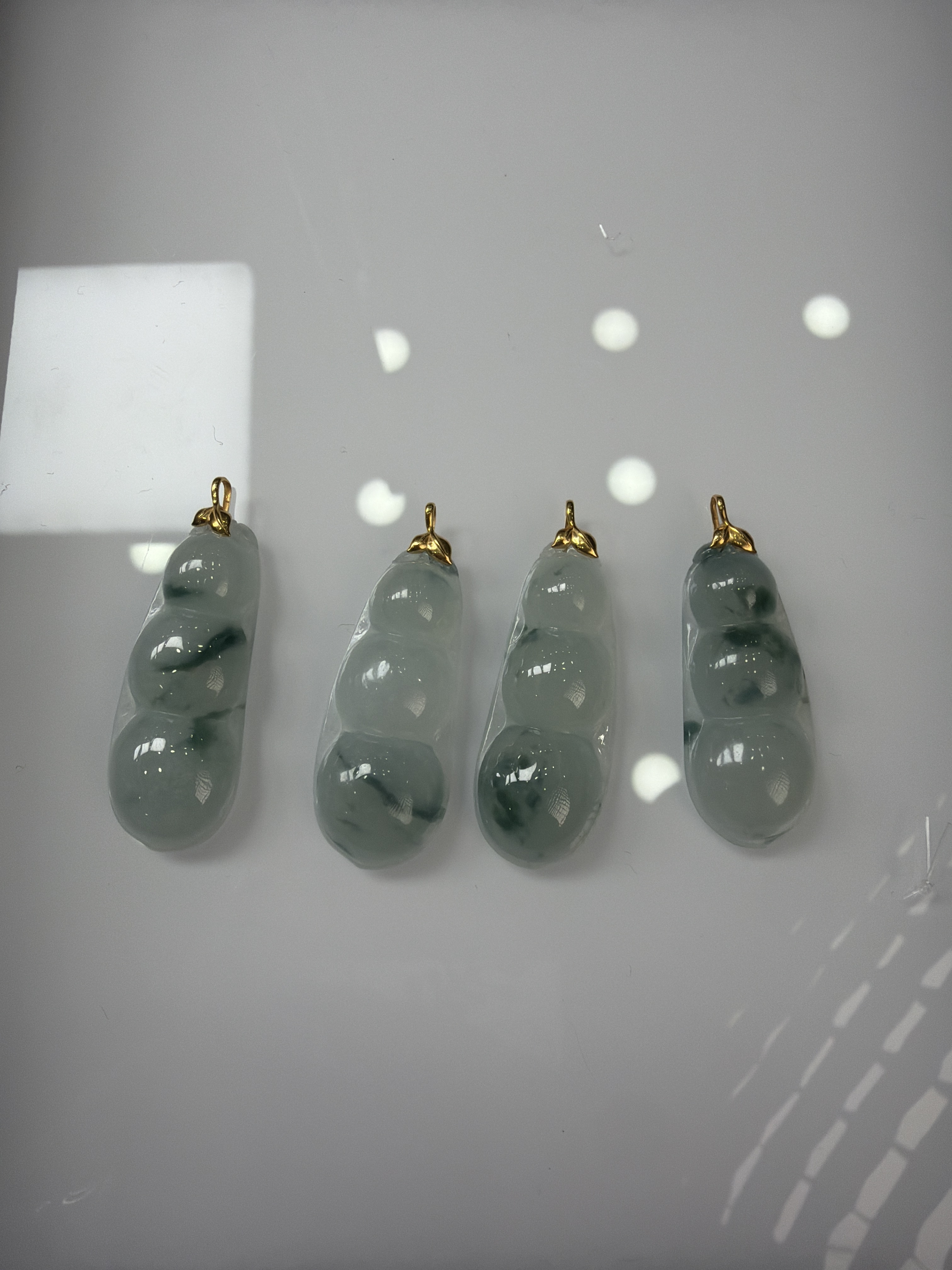 UB17 翡翠正冰飄花豆子 (TT6627) **連證書