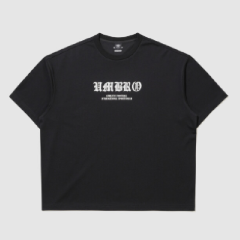 【代購】UMBRO 90 Typo Max Fit Graphic Short Sleeve T-Shirt 90字樣寬版短袖T恤 韓系Oversize Logo Tee