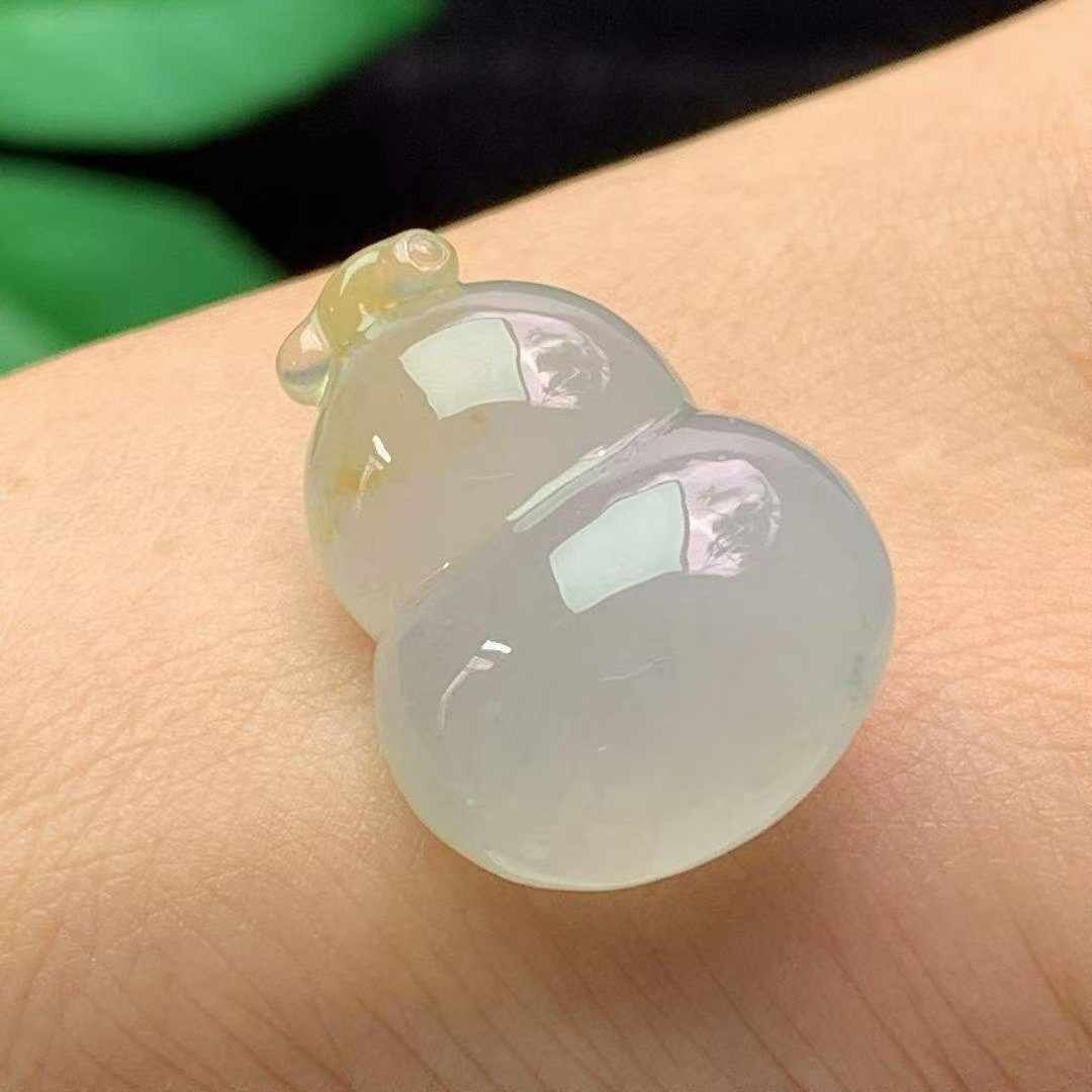 622335 翡翠冰種飄黃翡葫蘆