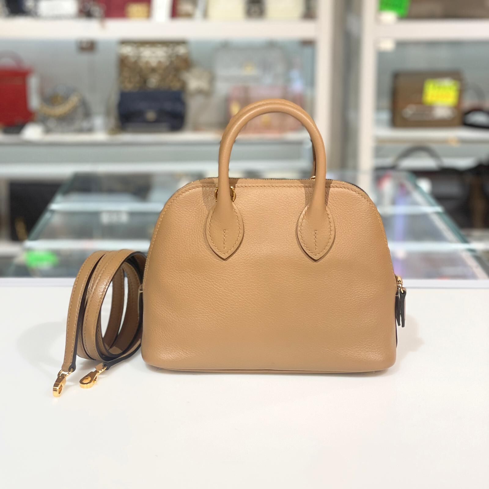99%NEW二手HERMES Mini Bolide, UIT75IBW, 0M Chai GHW, 薩拉茶色(新奶茶色) EVERCOLOR皮, #香榭站正品