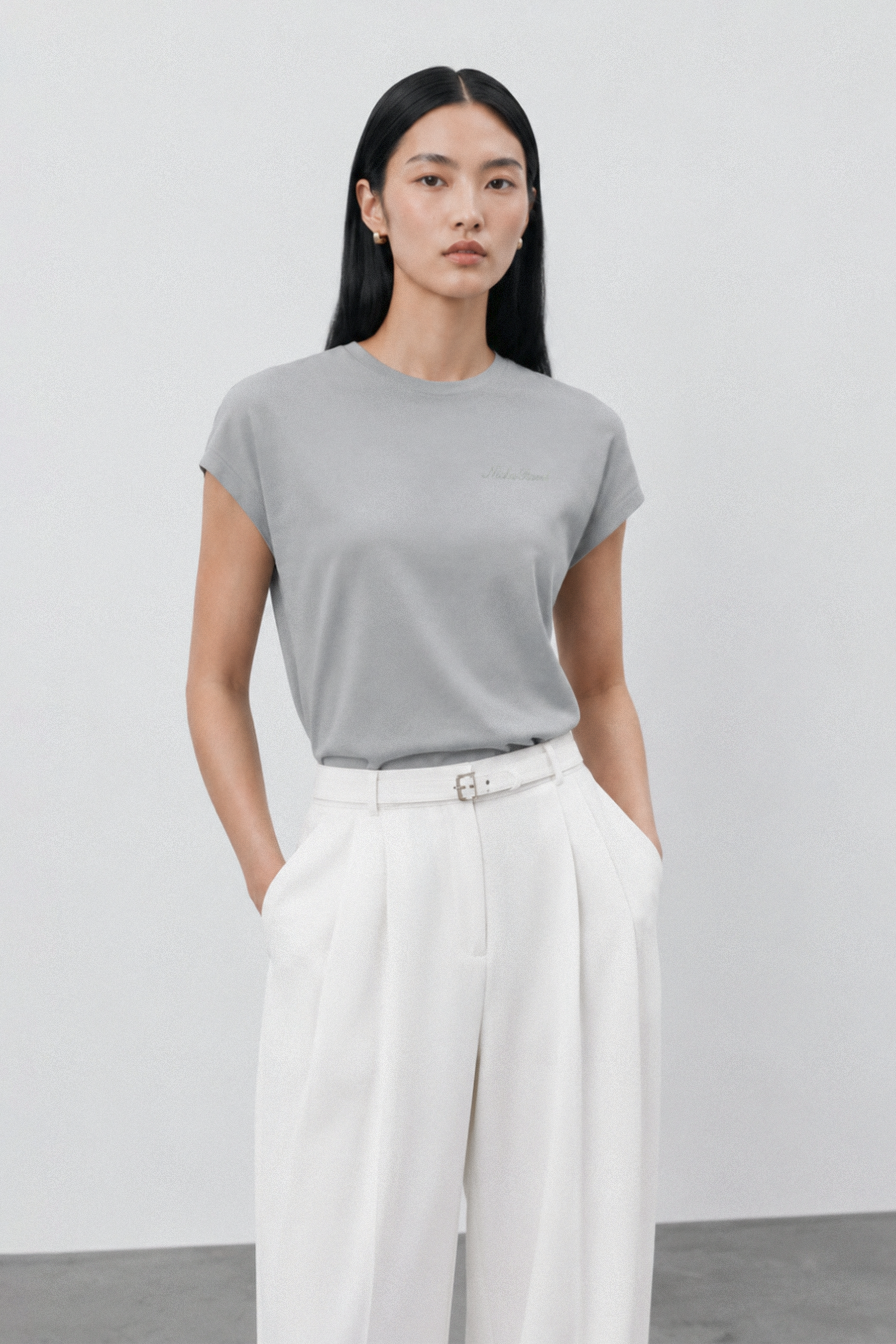 Souple Essentiel 4-Way Stretch Slim Tee