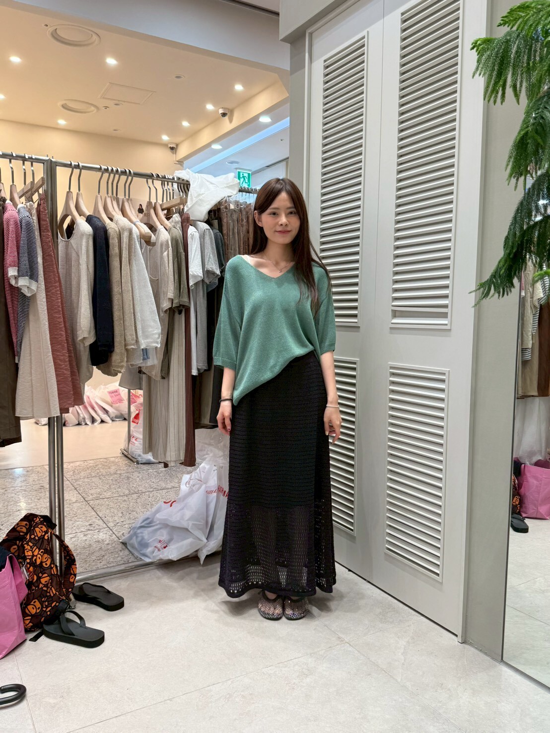 MU6323 V領前短後長針織上衣