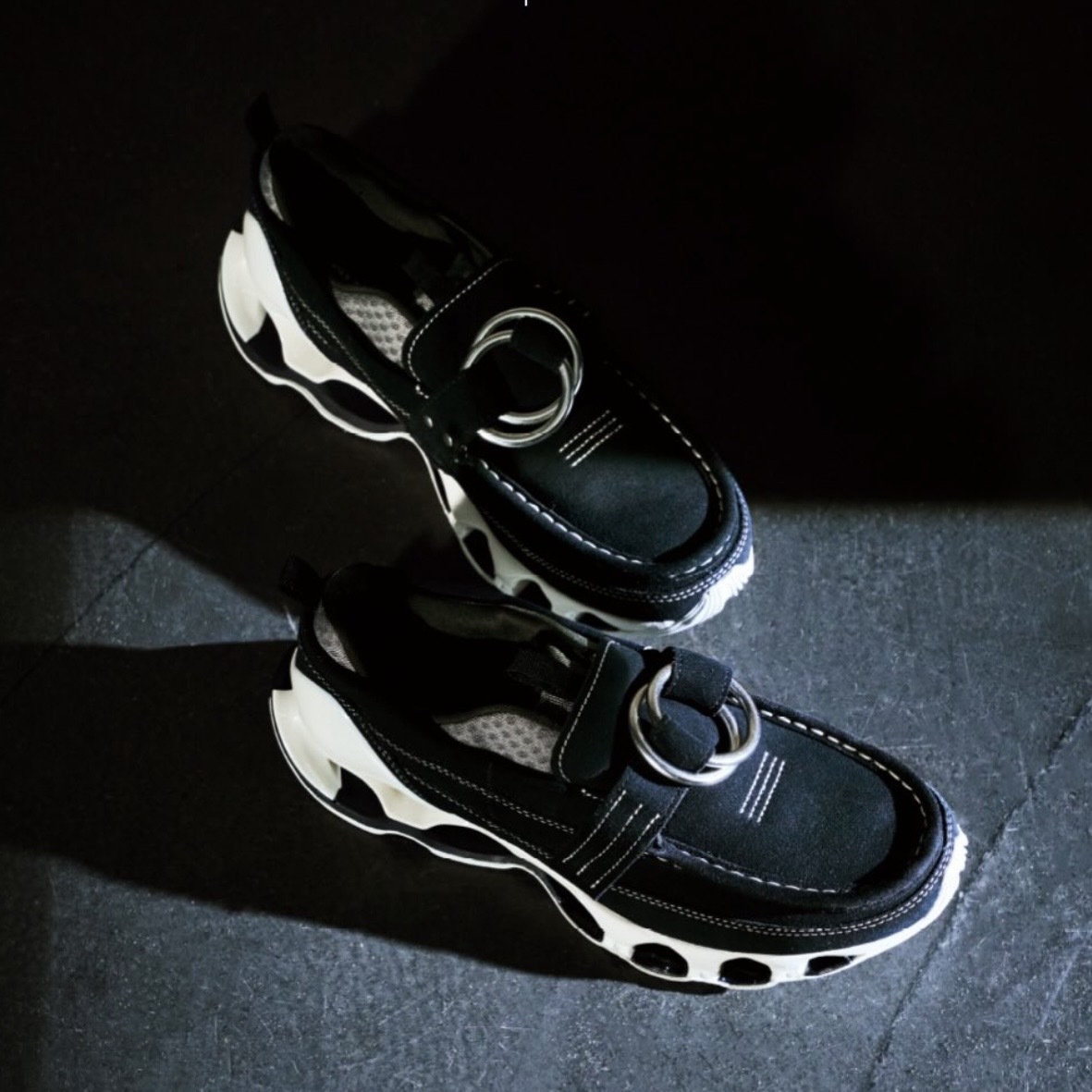MIZUNO X SETSUMASA KOBAYASHI WAVE PROPHECY RING MOC 黑白 麂皮 D1GD261902