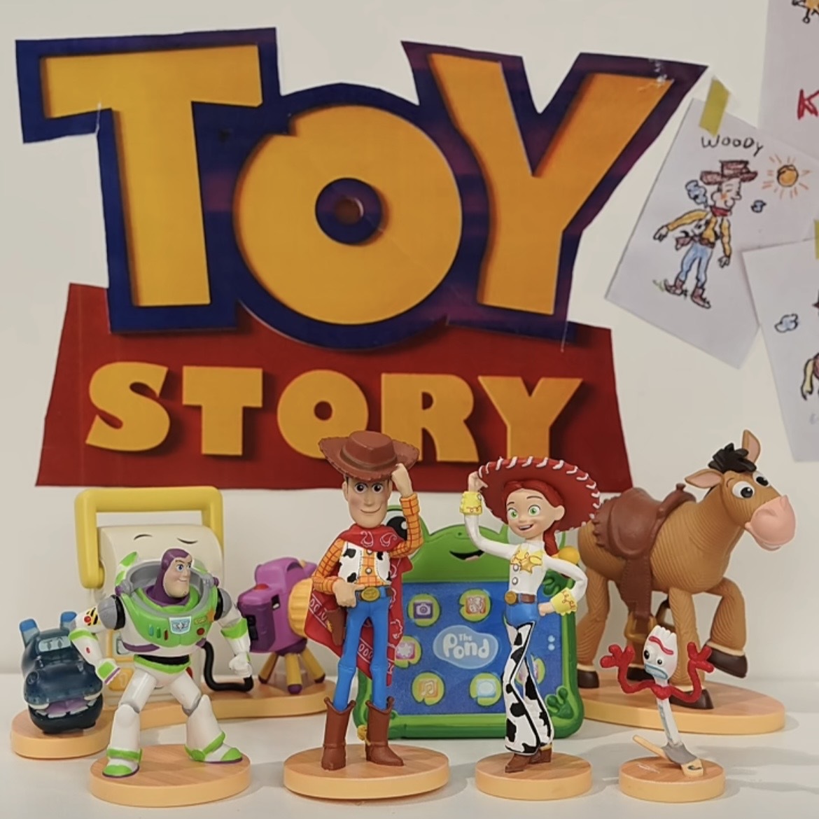 DISNEY TOY STORY 5 玩具總動員5 玩心無限系列 桌邊擺設 公仔 透明禮盒 皮克斯 迪士尼