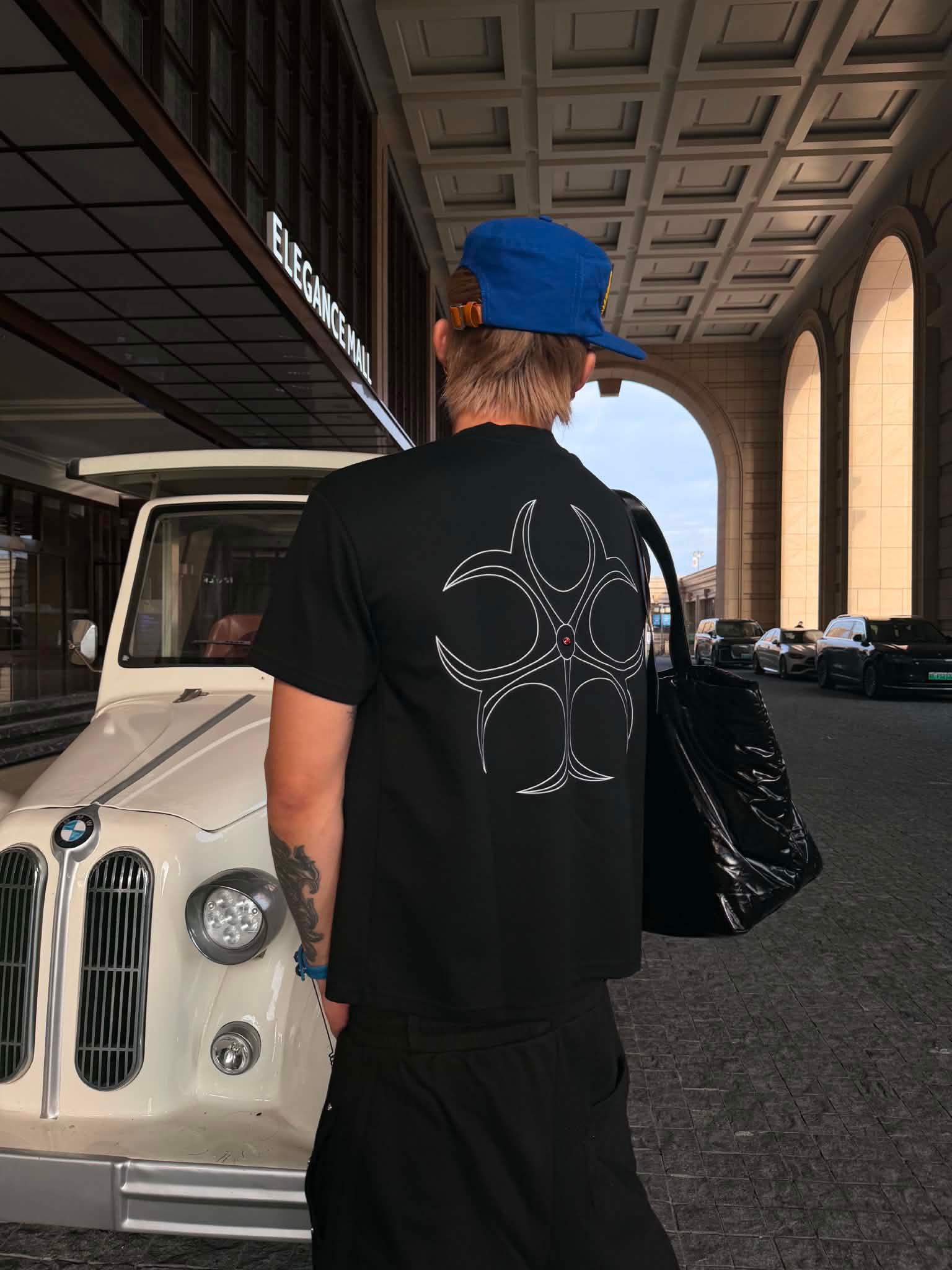【車庫服飾】FASHION KILLASYSTEM CYBER STUDDED TEE / 鑽釘正肩幾何短T
