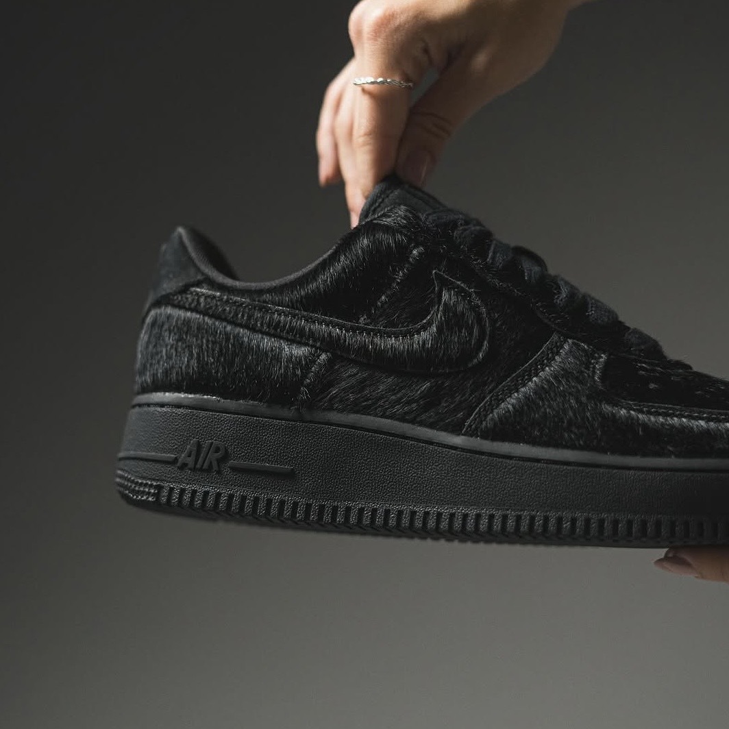 NIKE AIR FORCE 1 LOW 暗黑 海馬毛 紋理感 休閒鞋 中性鞋款 II7398-001