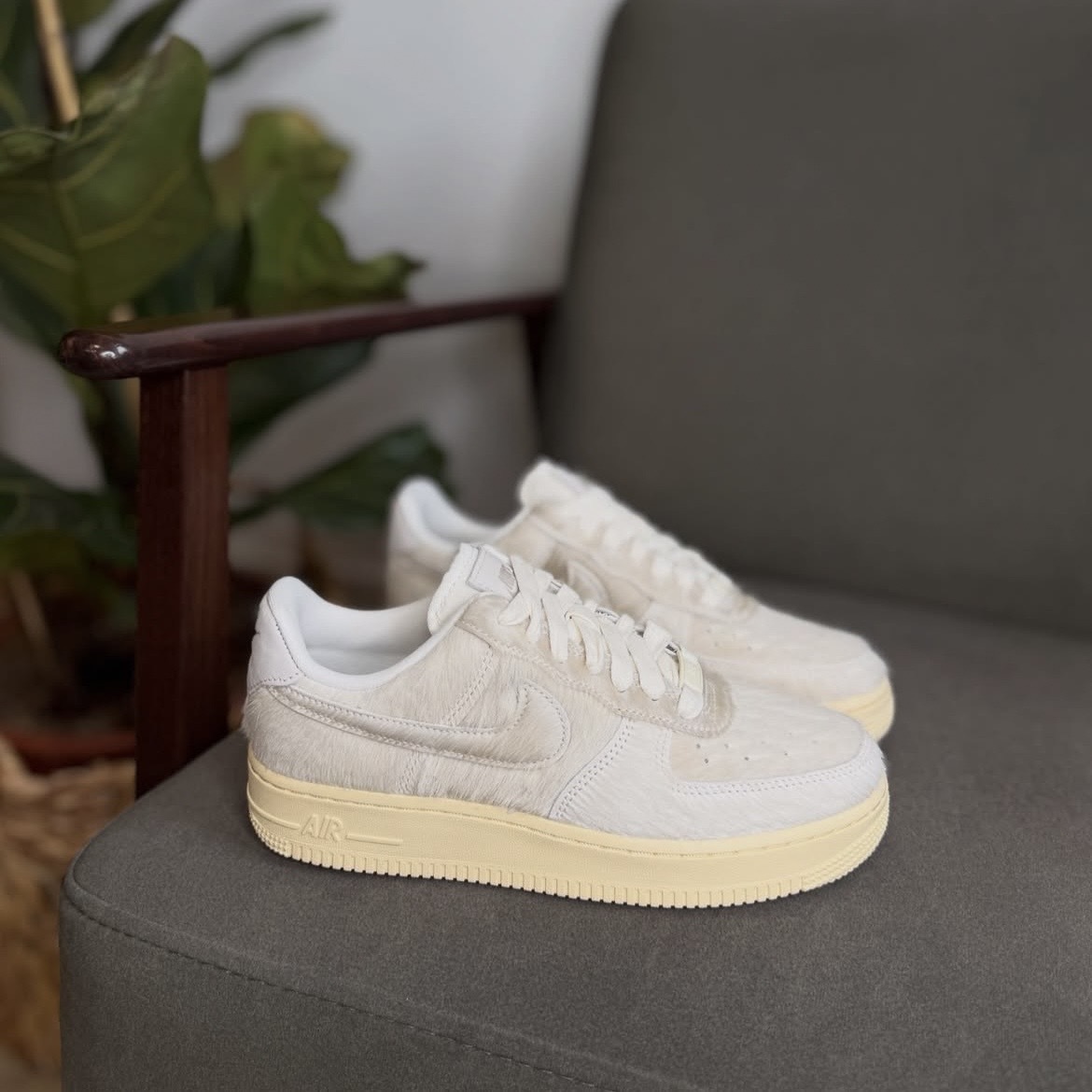 NIKE AIR FORCE 1 LOW 米白 海馬毛 毛皮革 紋理感 休閒鞋 中性鞋款 II7398-100