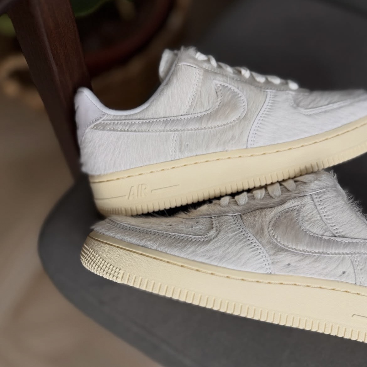NIKE AIR FORCE 1 LOW 米白 海馬毛 毛皮革 紋理感 休閒鞋 中性鞋款 II7398-100