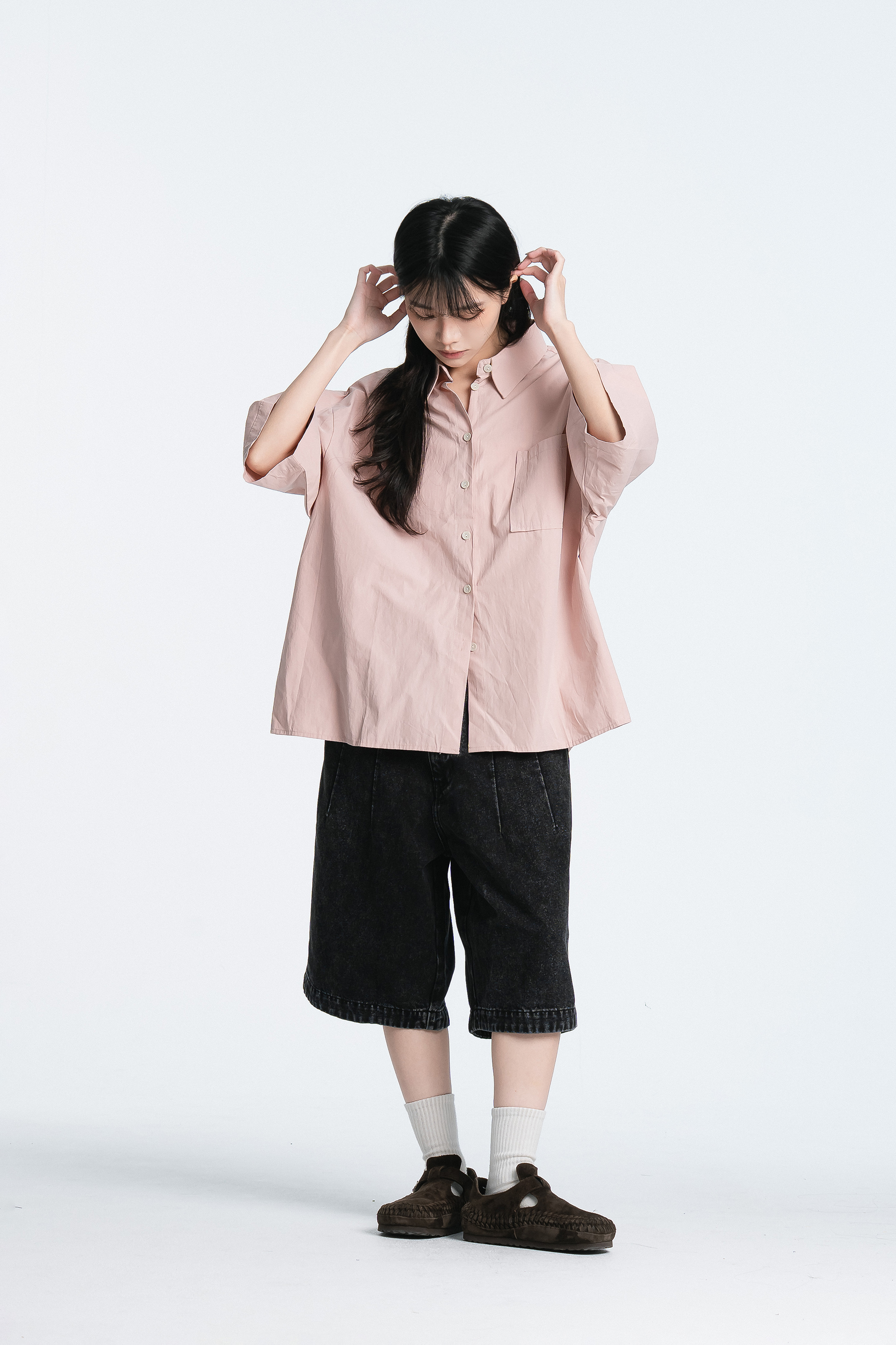 寬鬆素面小口袋短襯 3色