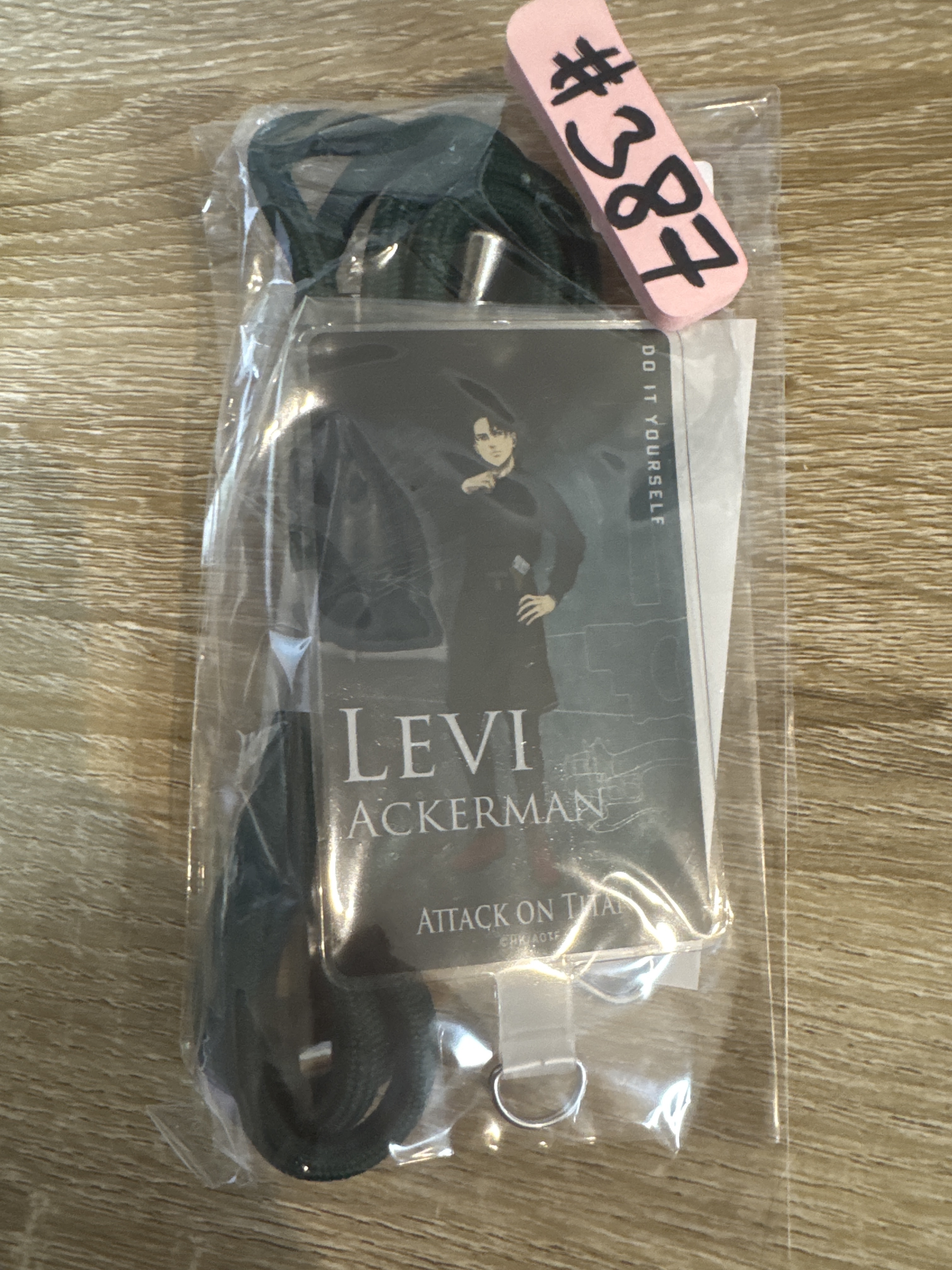 進擊的巨人 LEVI 証件套掛件#387