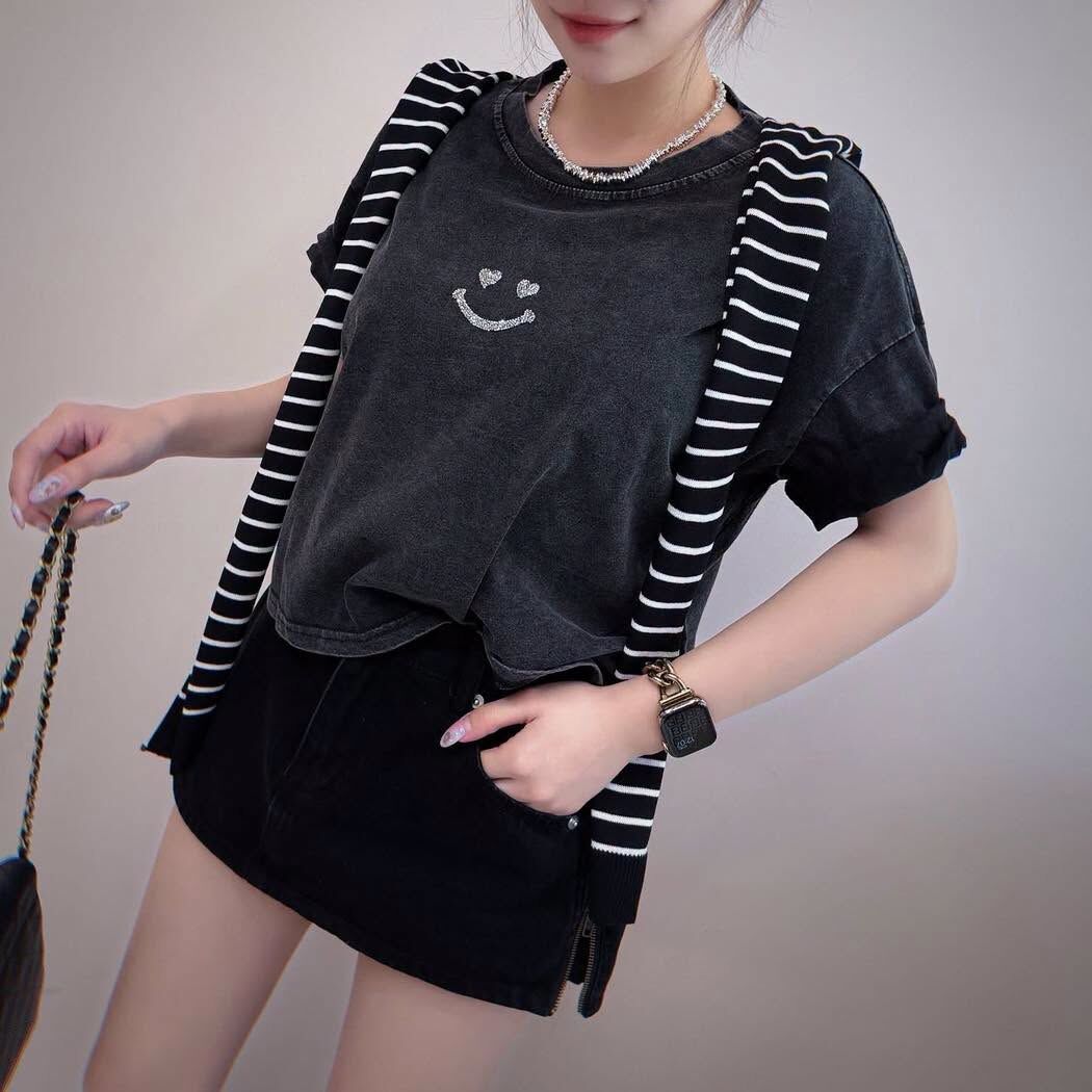 【質感閃亮微笑洗水造型棉tee】（預購）