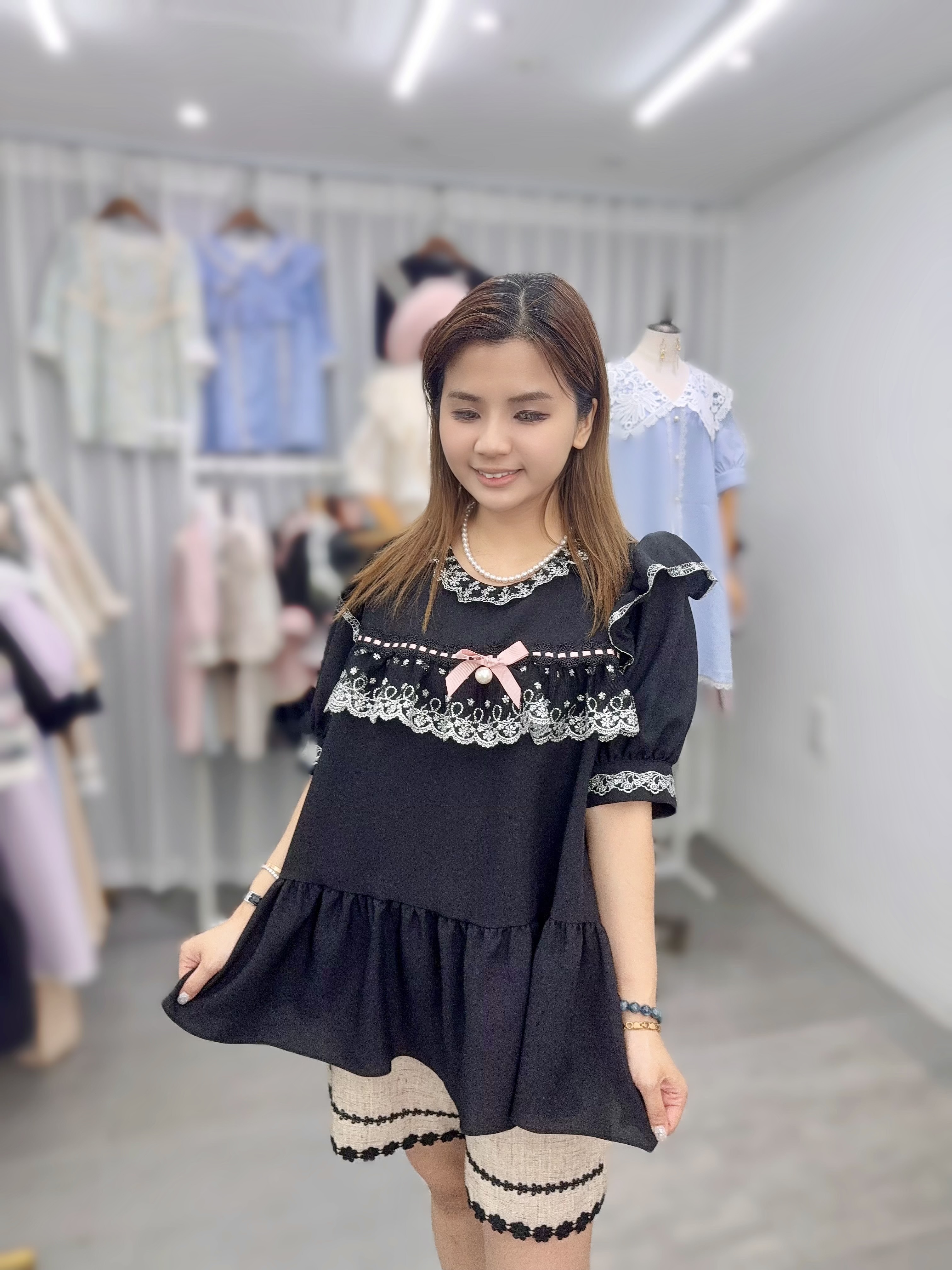 P14 胸42 長26 $519 (一口價)