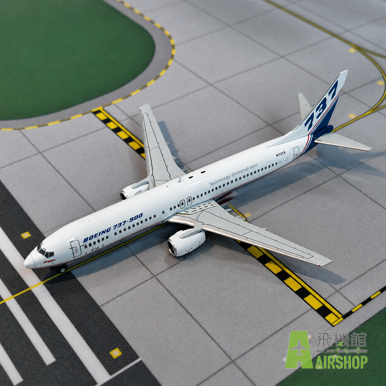 JC wings 1/400 波音737-900 N737X 波音原廠舊塗裝