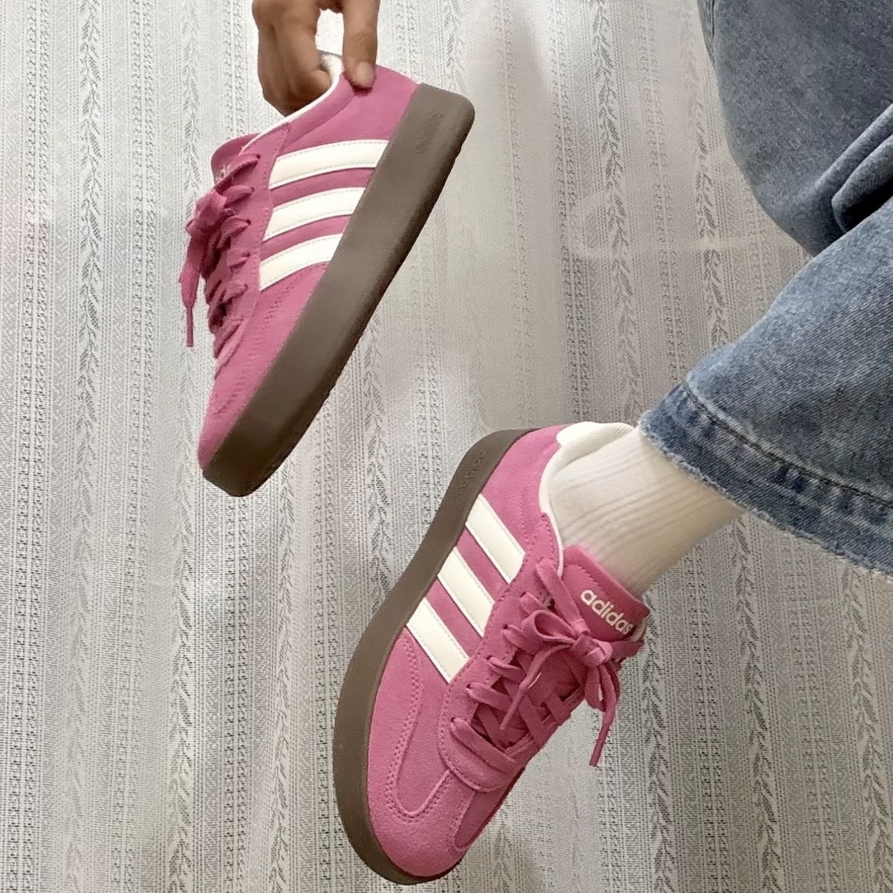 ADIDAS ORIGINALS BARREDA 熊抱哥粉 德訓鞋 休閒 愛迪達 JQ4237