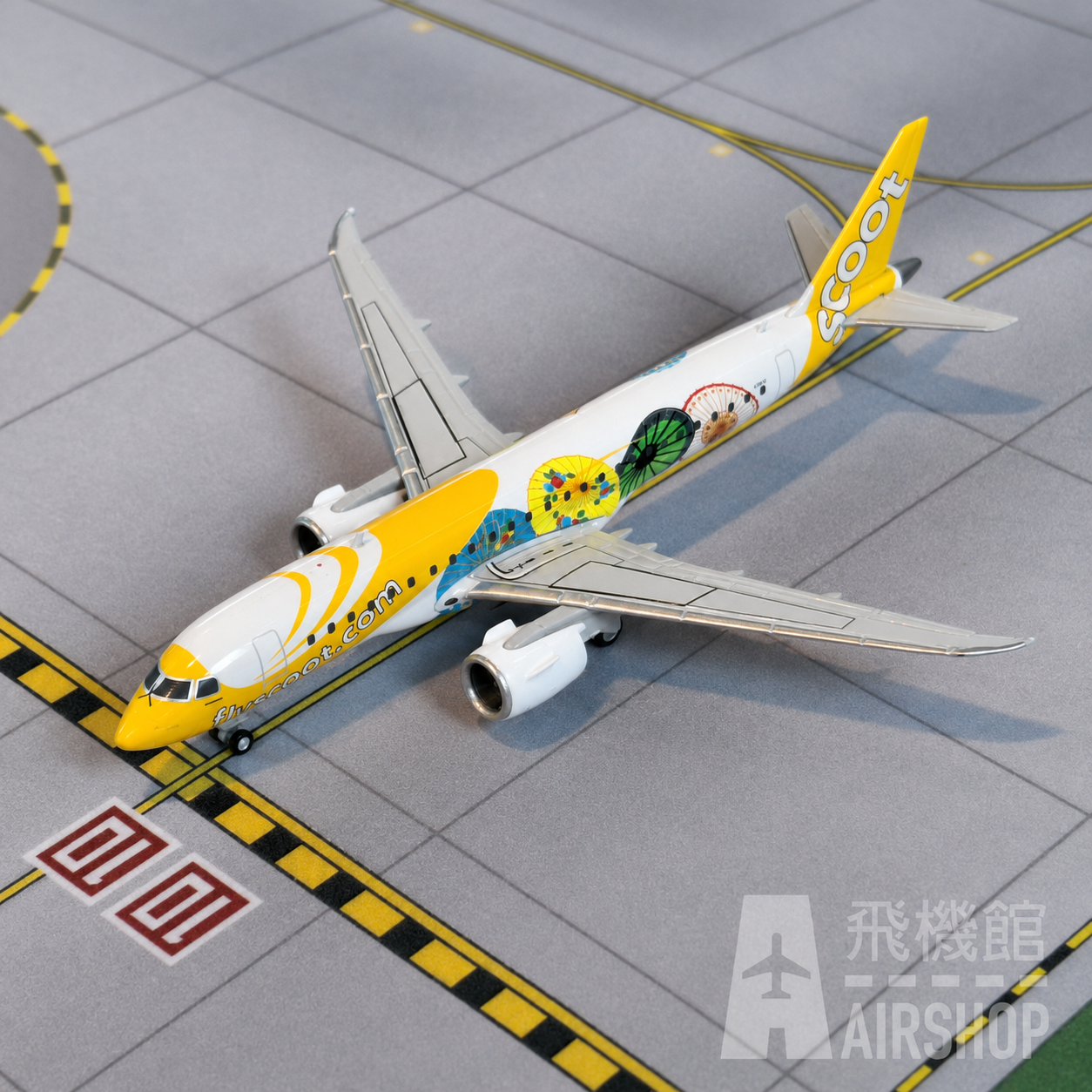 JC wings 1/400 酷航 Embraer E190-E2 60週年紀念彩繪