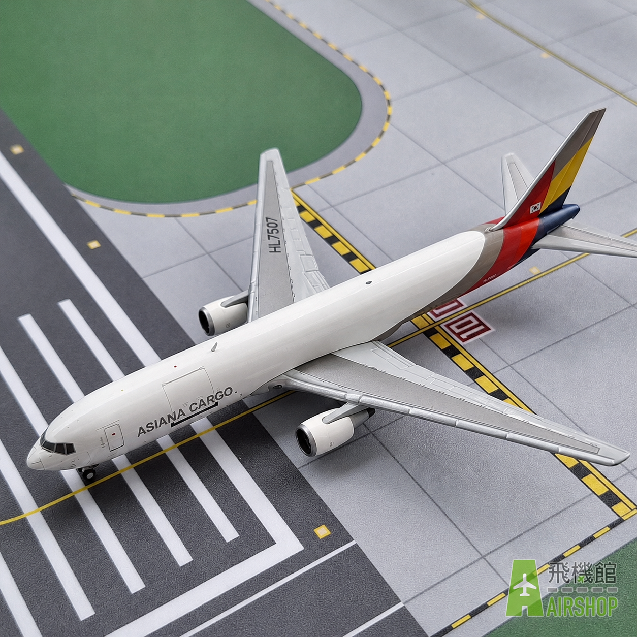JC wings 1/400 韓亞航空 波音767-300F HL7507 標準塗裝