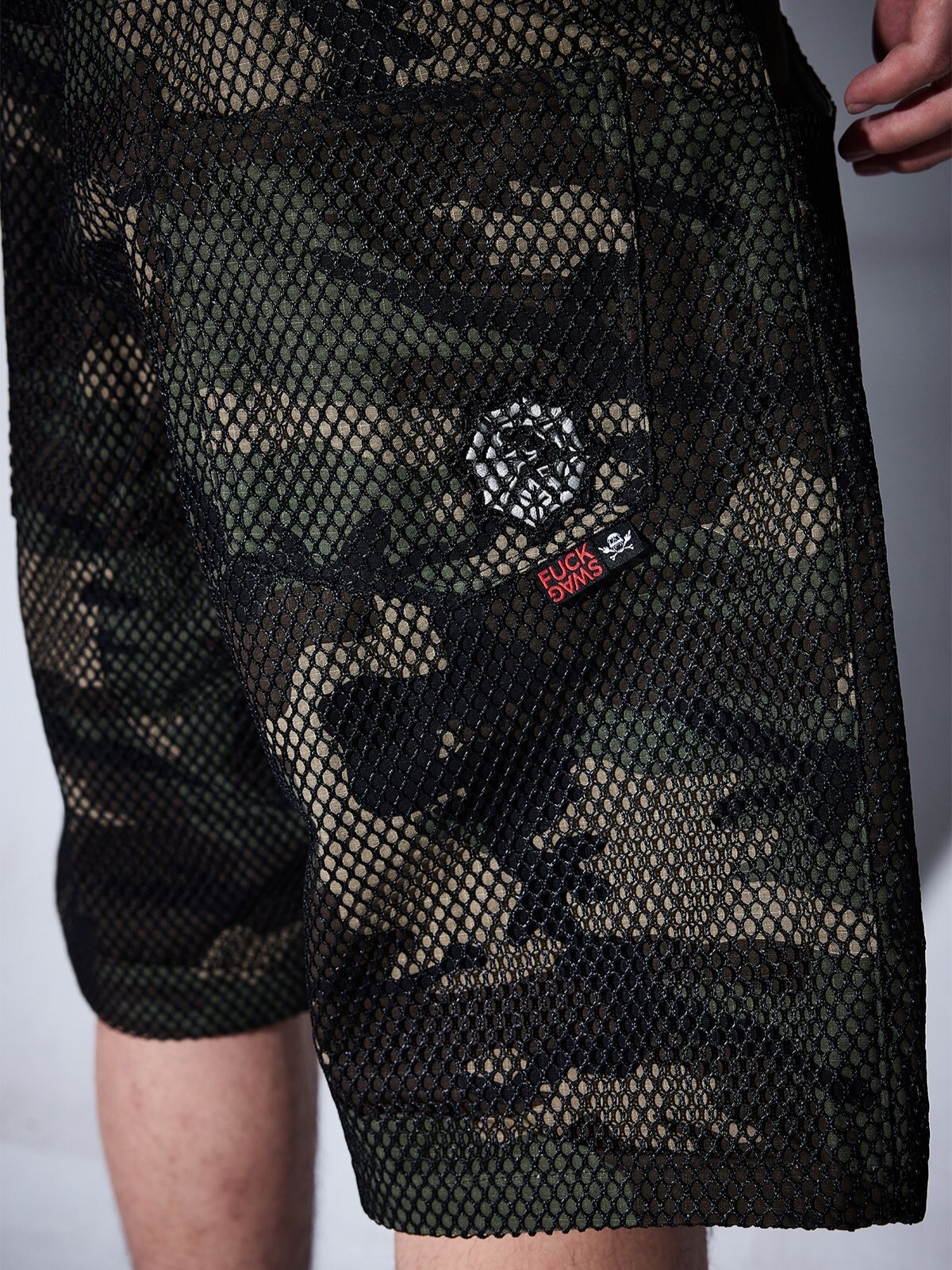 BLACK8MOB F*UCKSWAG Mesh Patchwork Double-Layer Badge Applique Camouflage Shorts