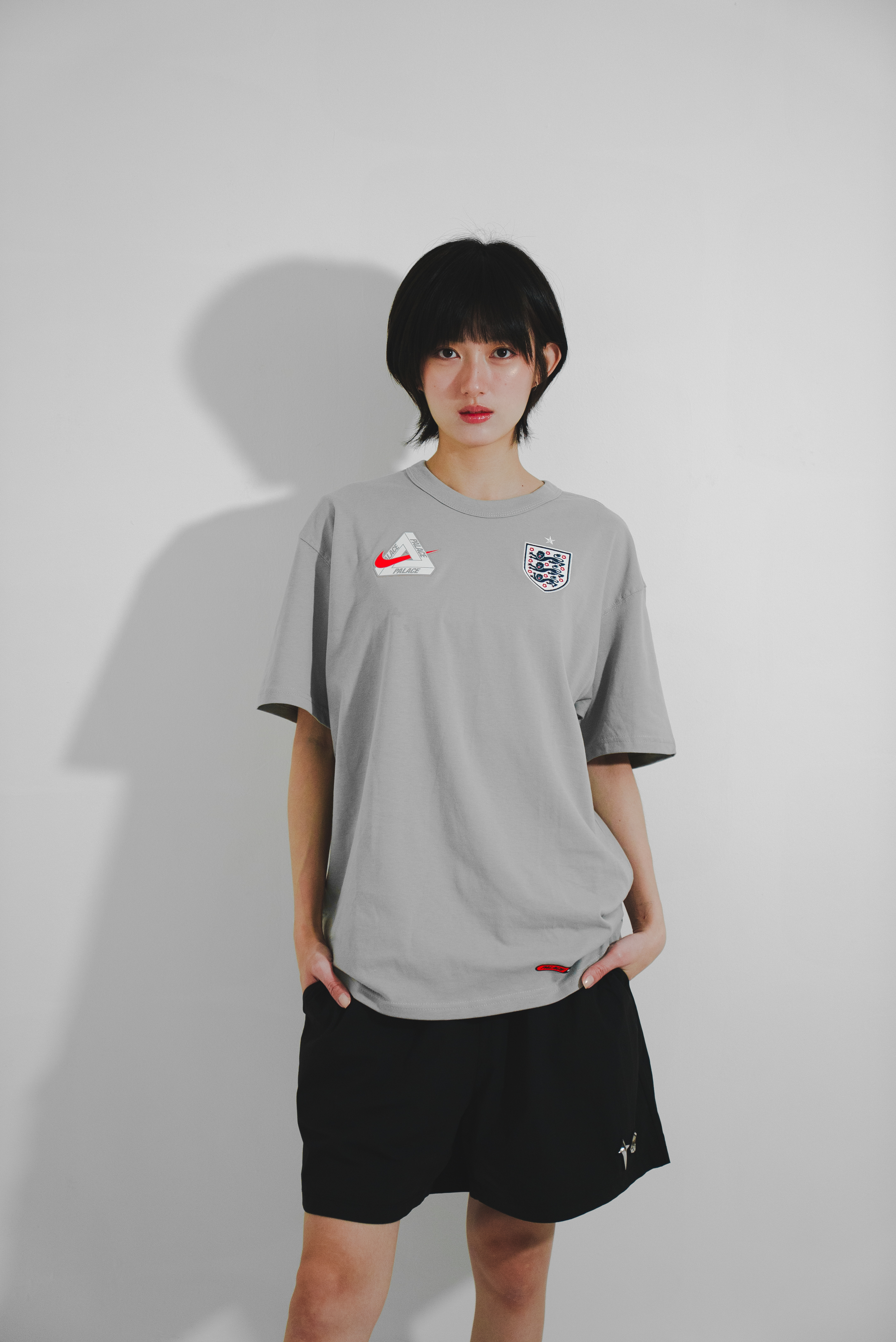 【Focus Store】預購 Palace x Nike England England Men's T-Shirt "Grey" 灰色 英格蘭 IM6598-052