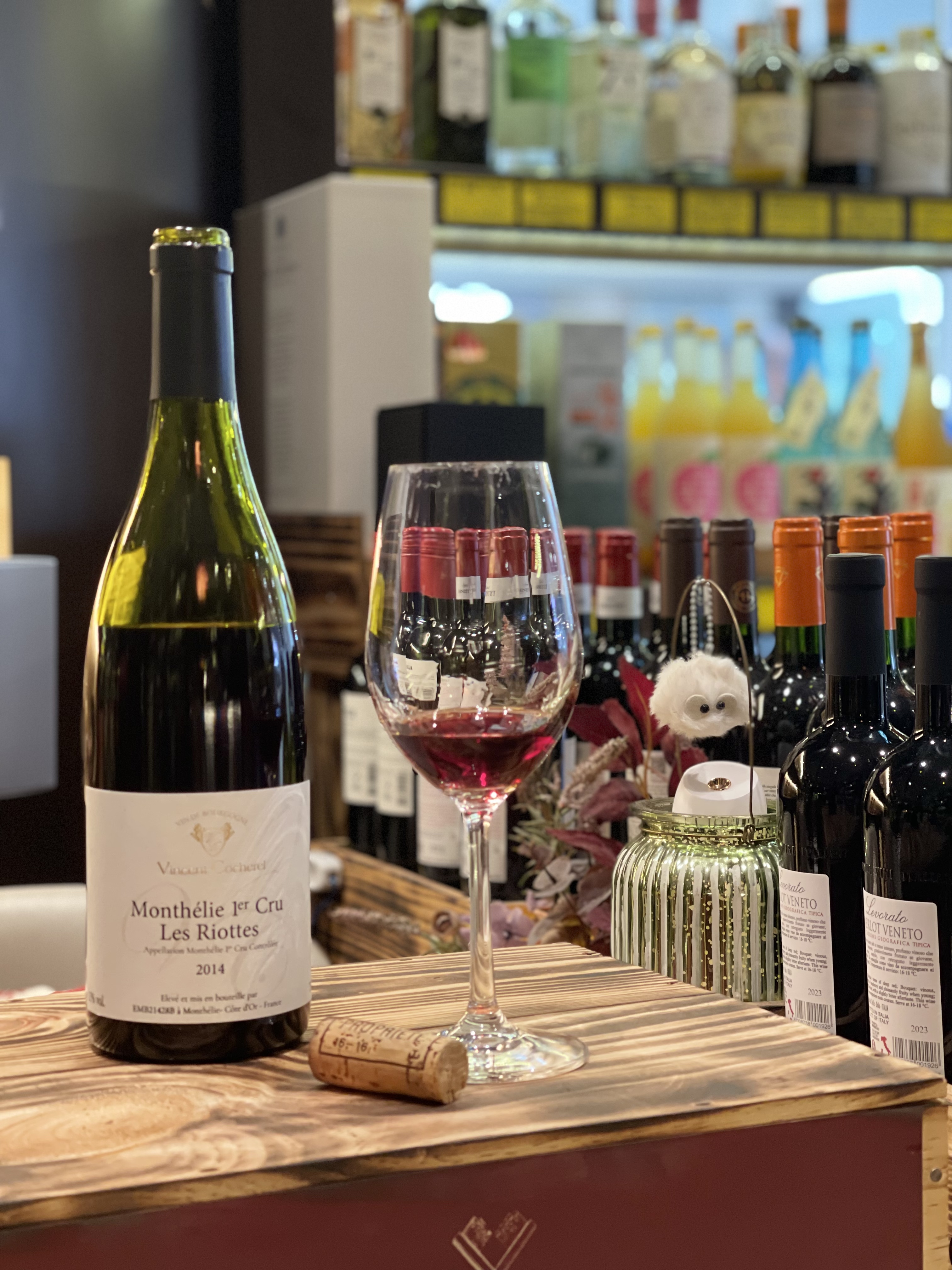 Vincent Cocherel Monthelie 1er cru Les Riottes 2014 蒙特利  一級園黑皮洛