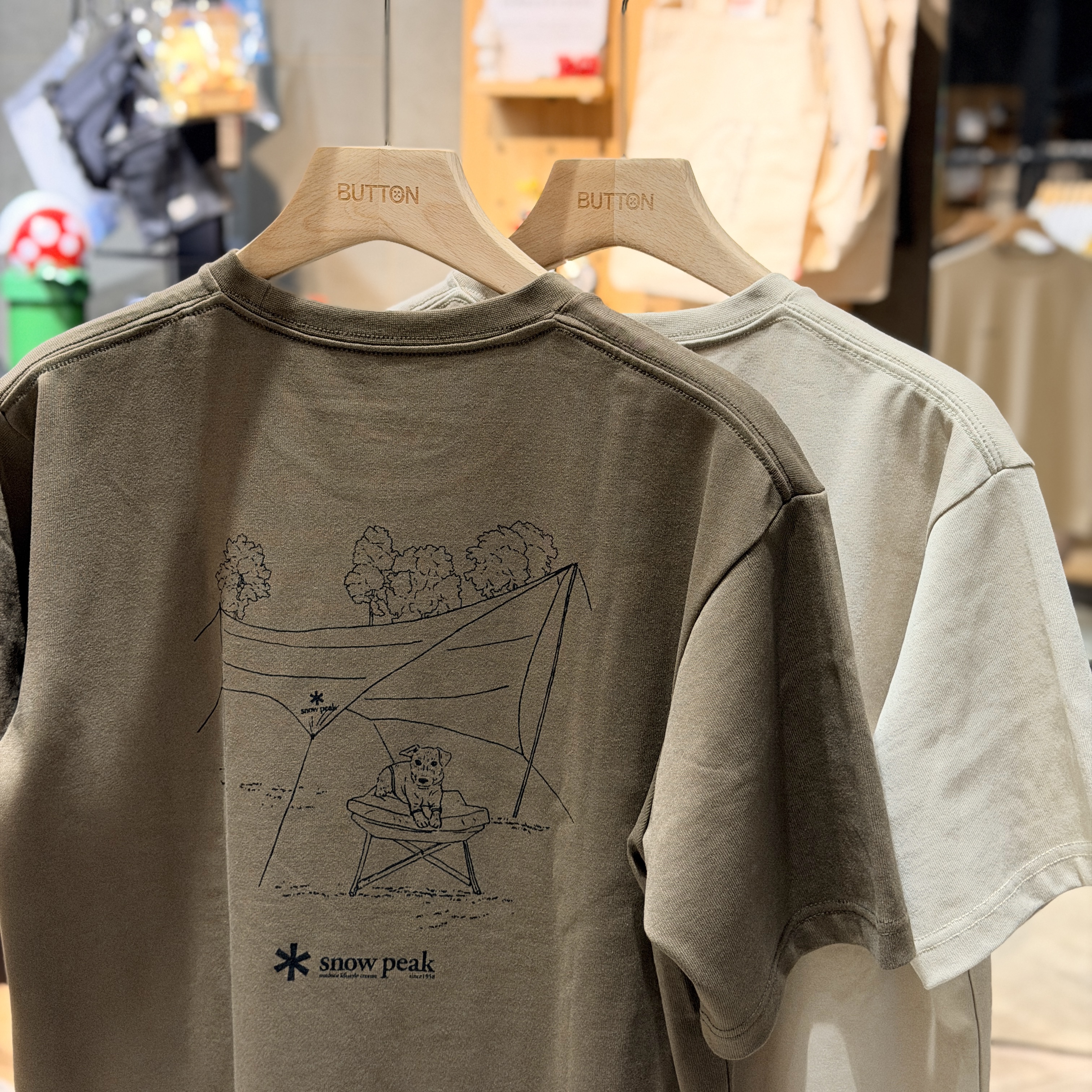 【現貨】snow peak 日版 限定 露營天幕與狗圖像短tee TS26SU701