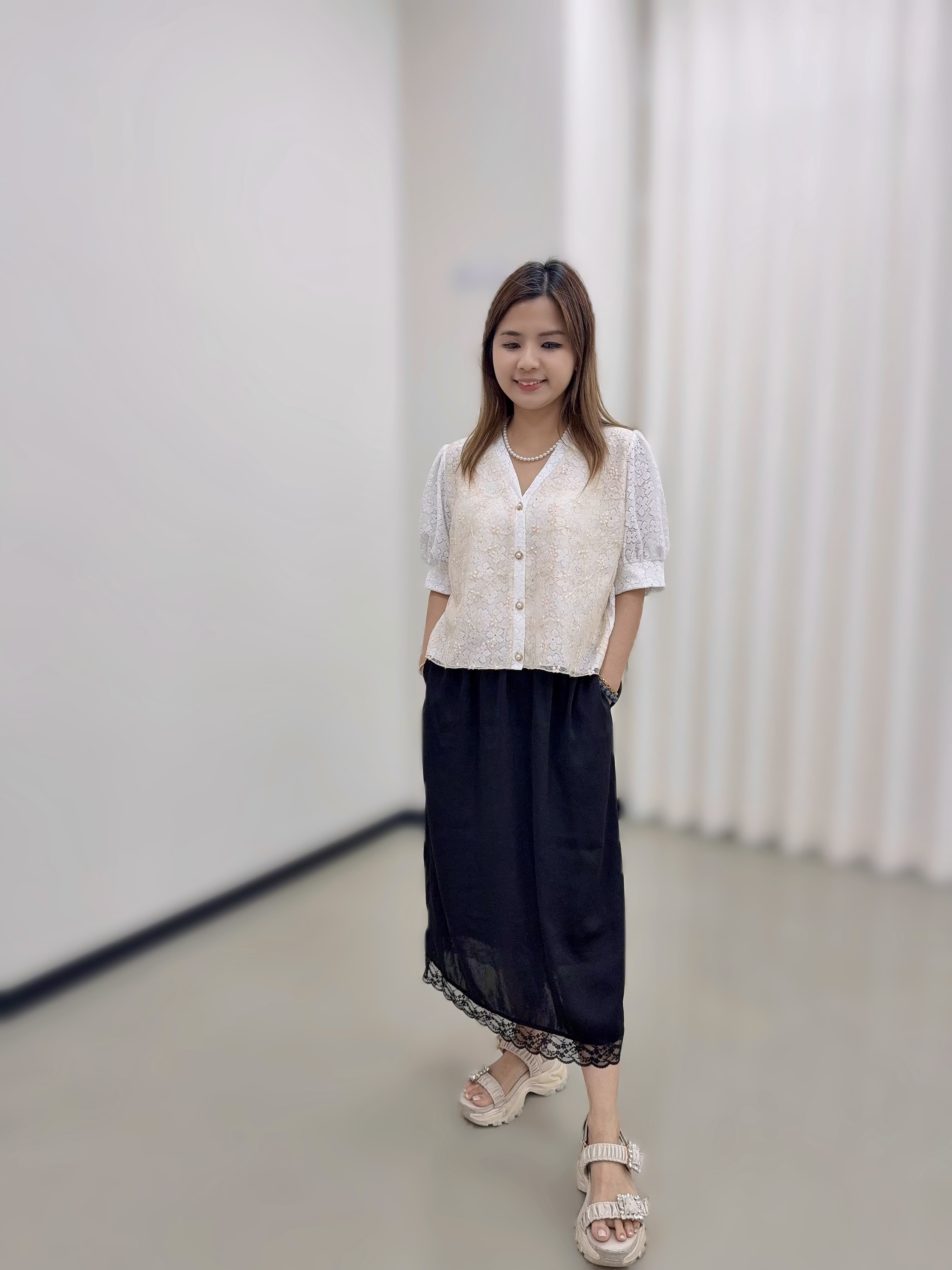 HW19 #3065   黑 lace裙  腰26-42 HIP45 長28.5 $449