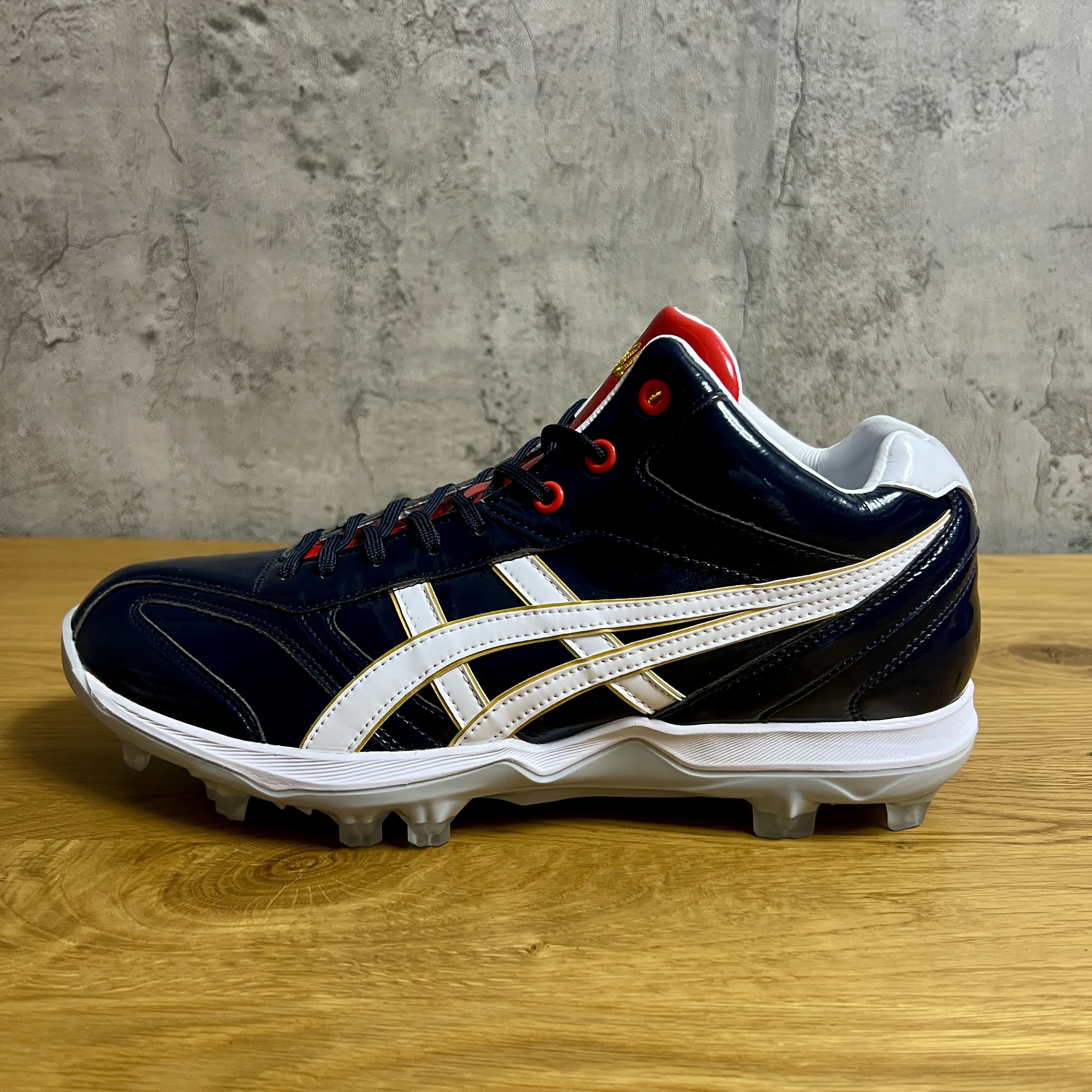 【照片分享】ASICS GOLD STAGE Spike B1F011