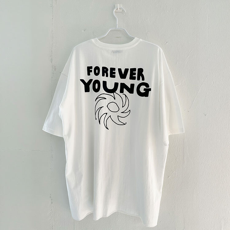 韓國 INAPSQUARE 黑白童趣塗鴉踢 FOREVER YOUNG 白