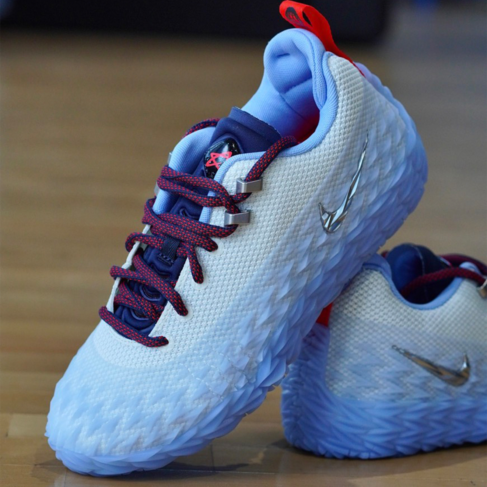 Nike S.T. Charge "Detroit Tough" PE EP 康寧漢 Cade Cunningham 底特律 活塞 白藍 冰晶底 實戰籃球鞋 IZ6736-100