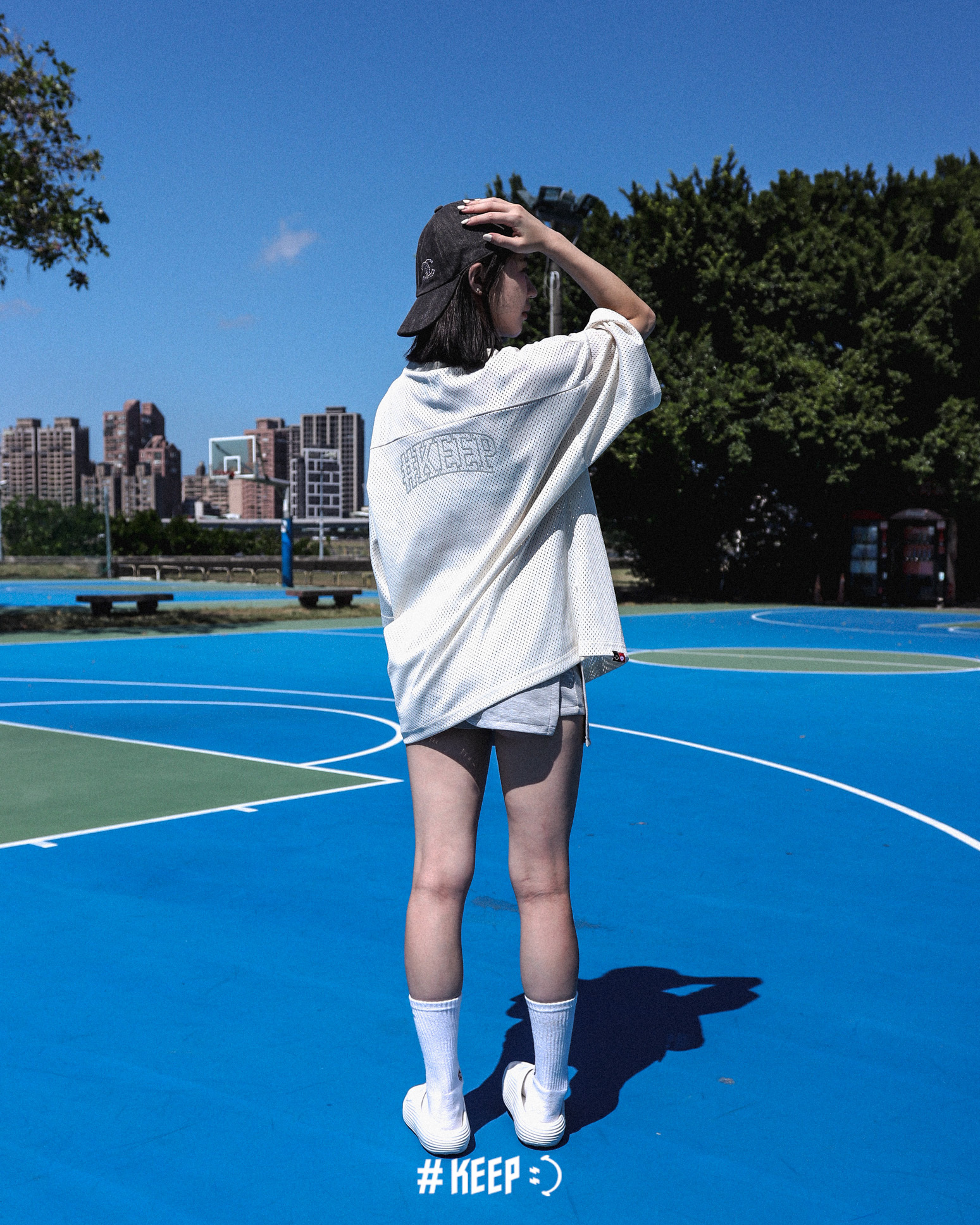 [特價售出無退換] #KEEP MESH JERSEY 奶油白色 黑色 印花 休閒 運動 透氣 短T 網眼 球衣【KS309】