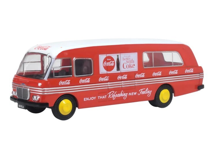 Oxford 76BMC005CC 1:76 BMC 可口可樂移動運輸車