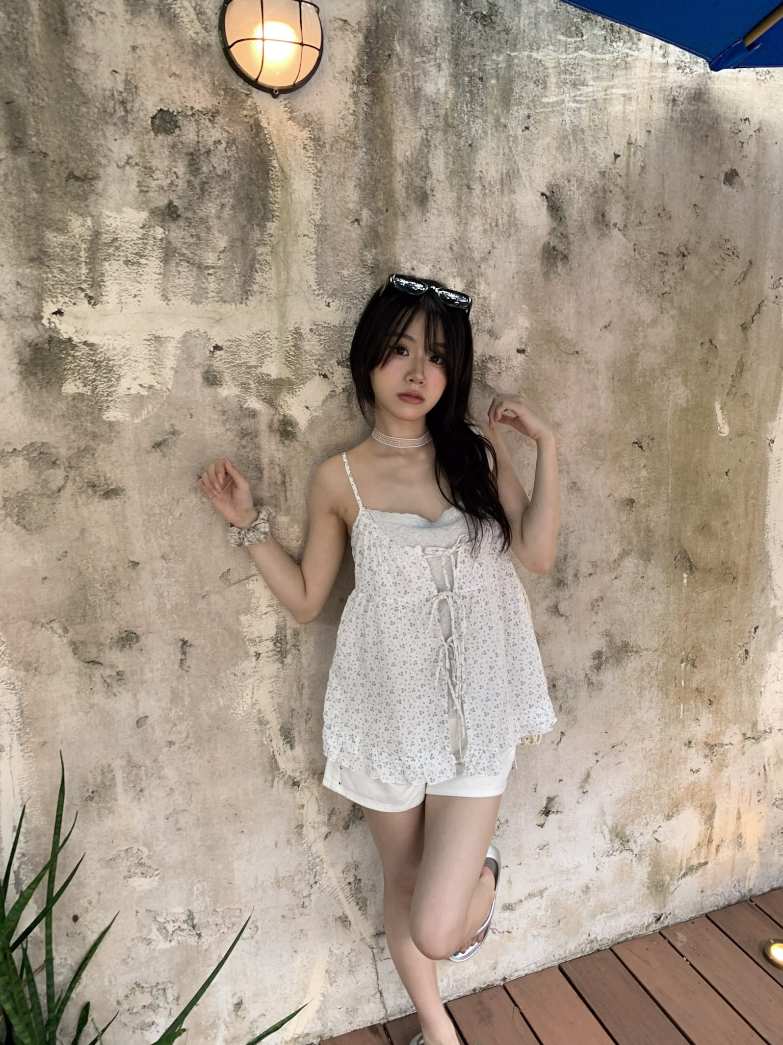 ISA_秒飛濟州島 綁帶碎花假二件蕾絲娃娃衫_65081