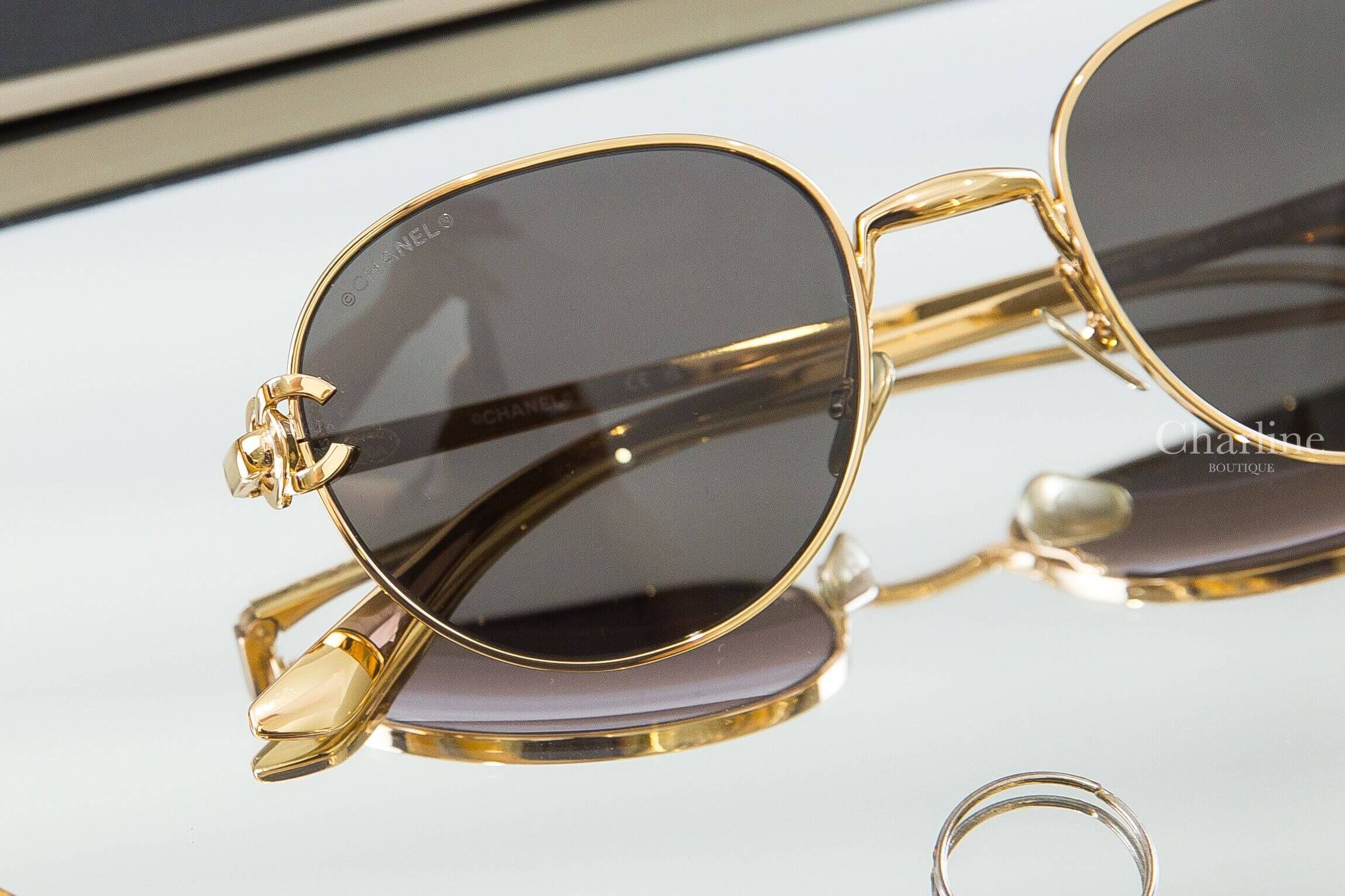 Chanel Pantos Sunglasses 金色圓框深棕色鏡片側邊金CC金字太陽眼鏡