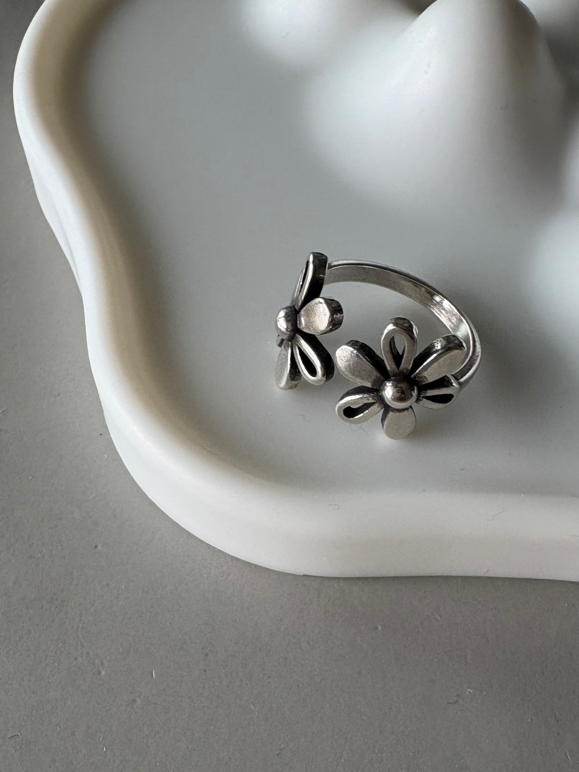 twin bloom ring