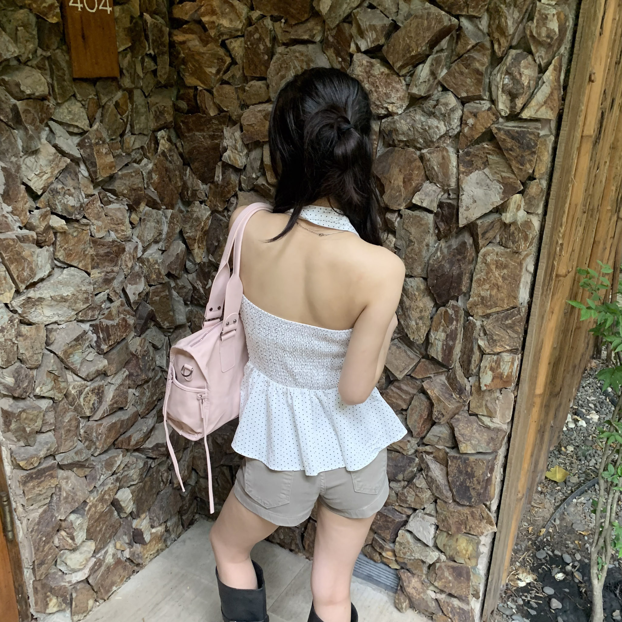 ISA_【ISA MADE】韓女最愛 側抓皺波點平口上衣_65129