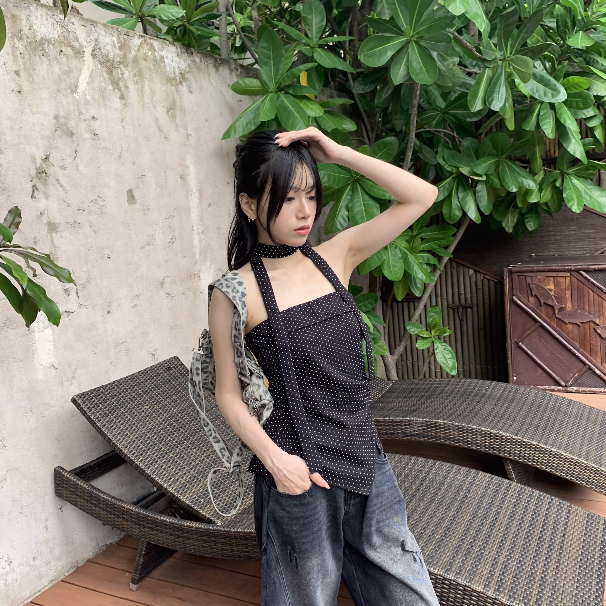 ISA_【ISA MADE】韓女最愛 側抓皺波點平口上衣_65129