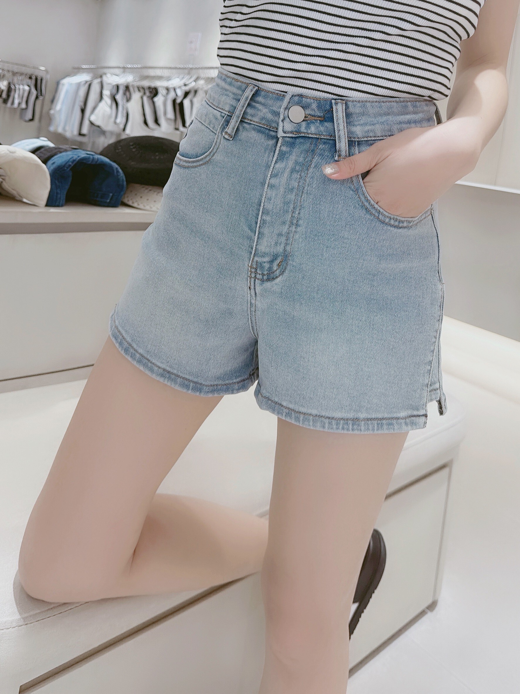 側邊三角開岔牛仔短褲 8008藍 8007黑